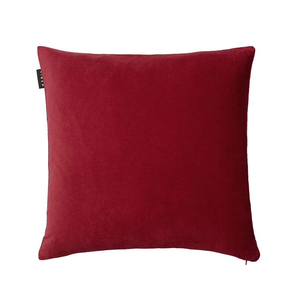 Paolo Kudde 50x50 cm, dark red Linum