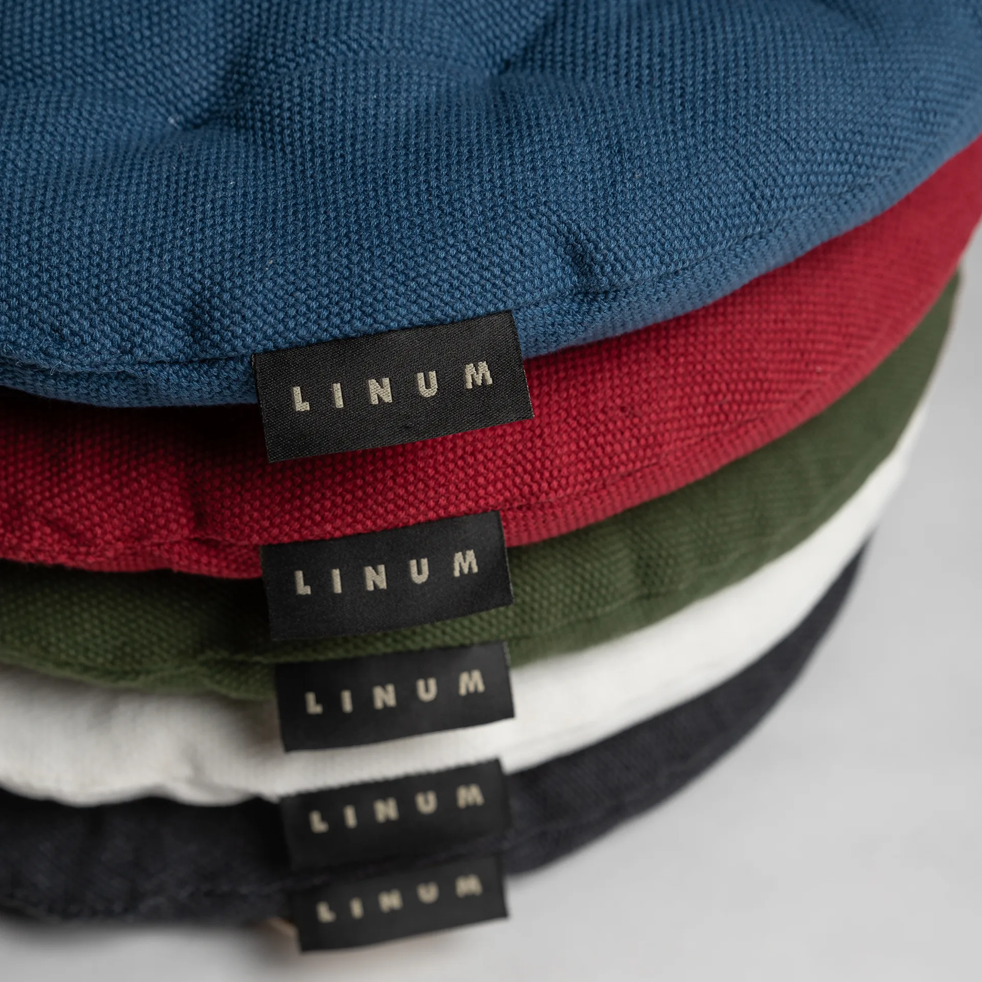 Pepper stolsdyna Ø37 cm, Mörk olivgrön Linum