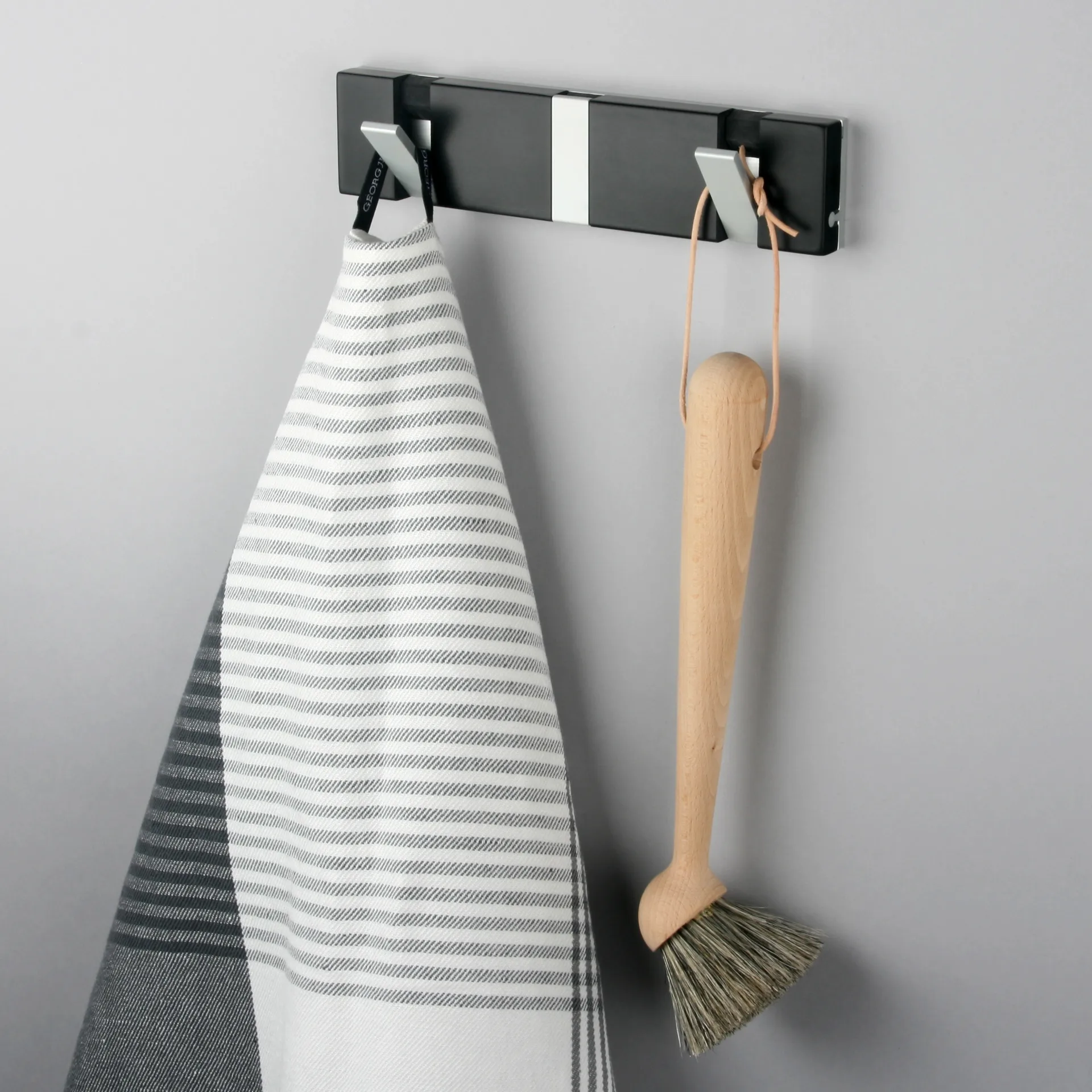 Knax hängare 20 cm komposit, svart LoCa