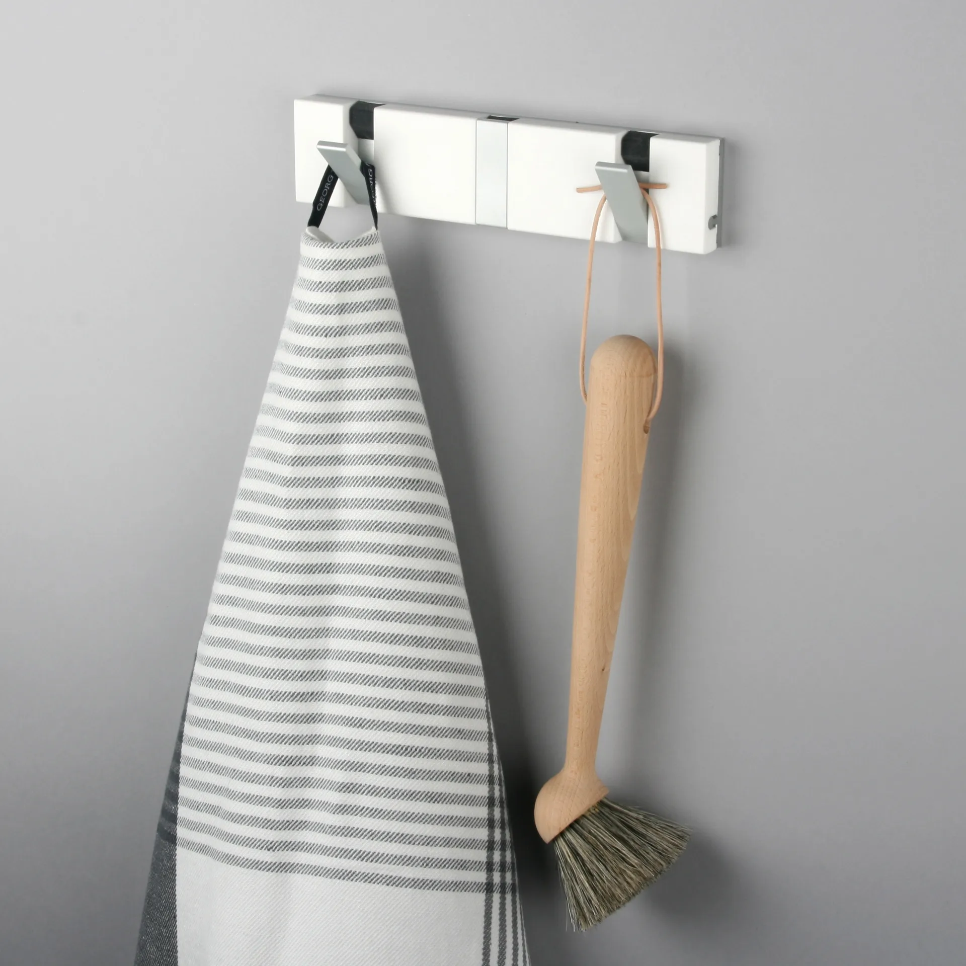 Knax hängare 20 cm komposit, vit LoCa