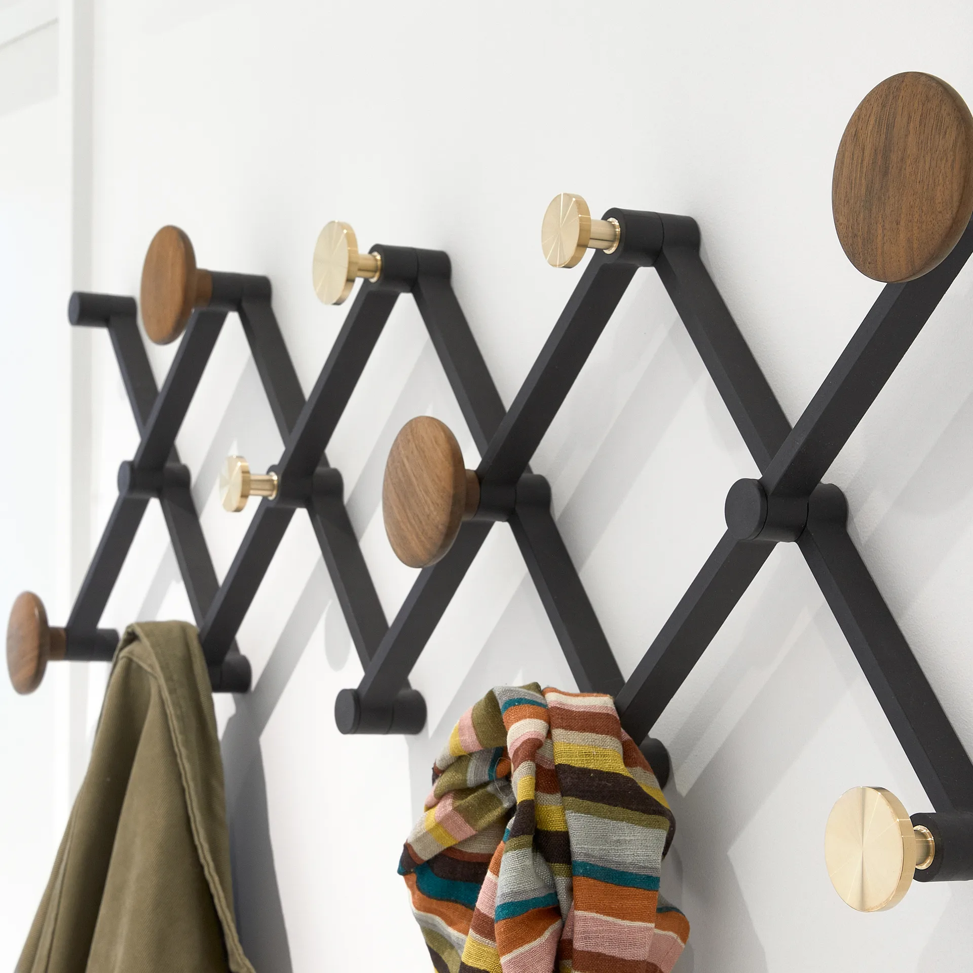 X•TEND klädhängare, Valnöt LoCa