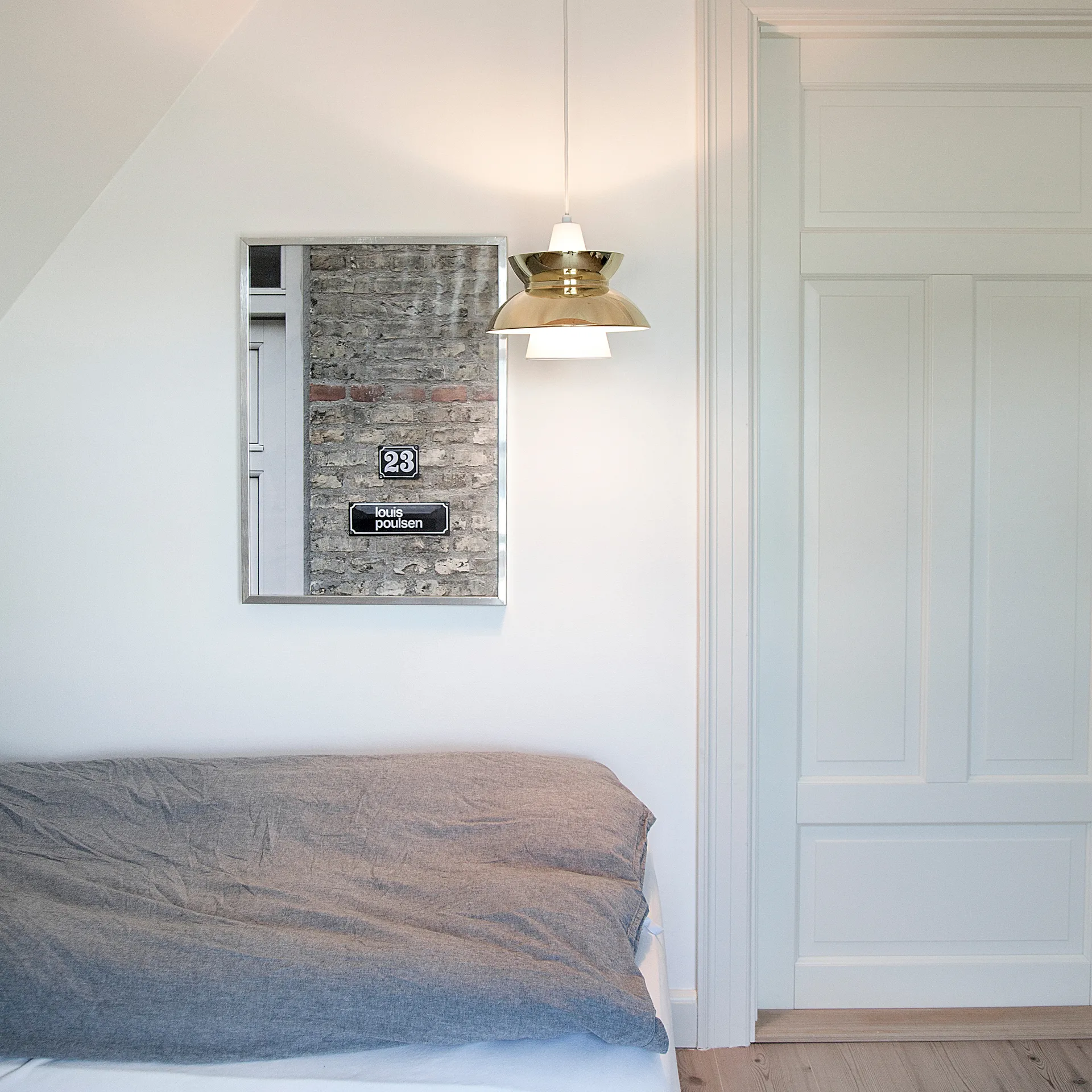 Doo-Wop pendel metall, Polerad mässing Louis Poulsen