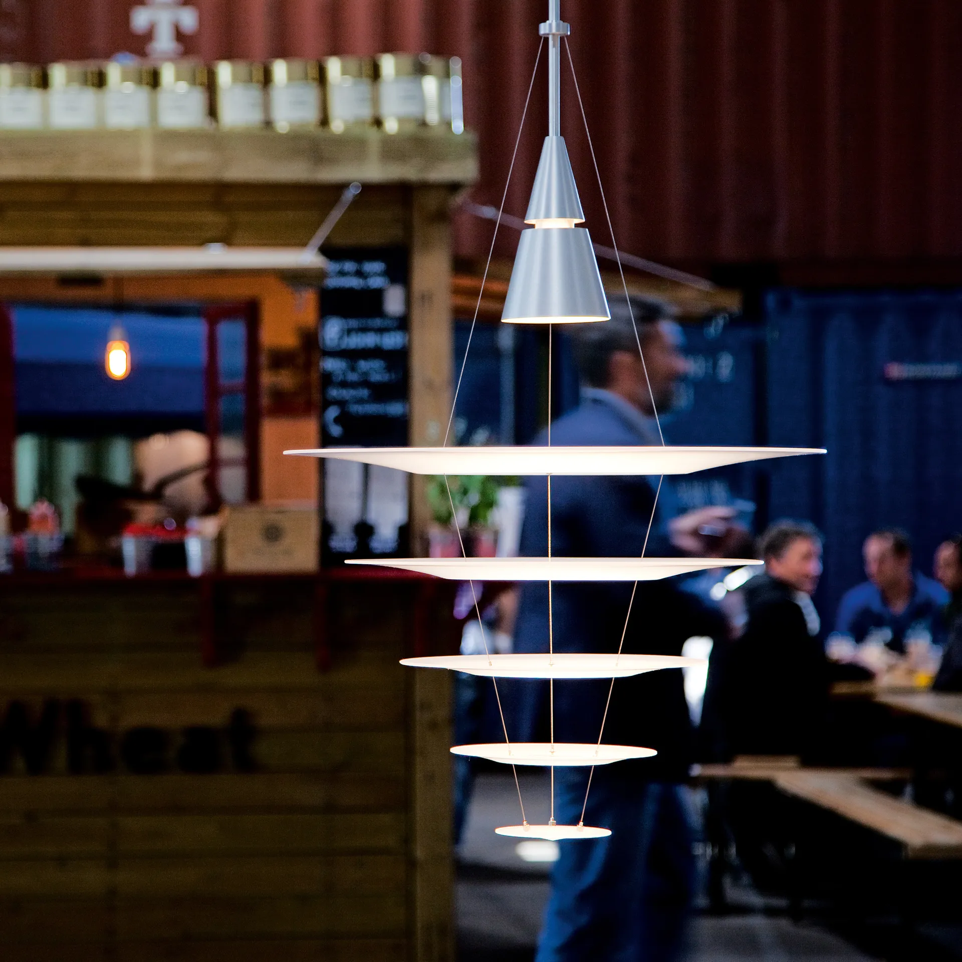 Enigma 825 pendel, Svart, LED Louis Poulsen