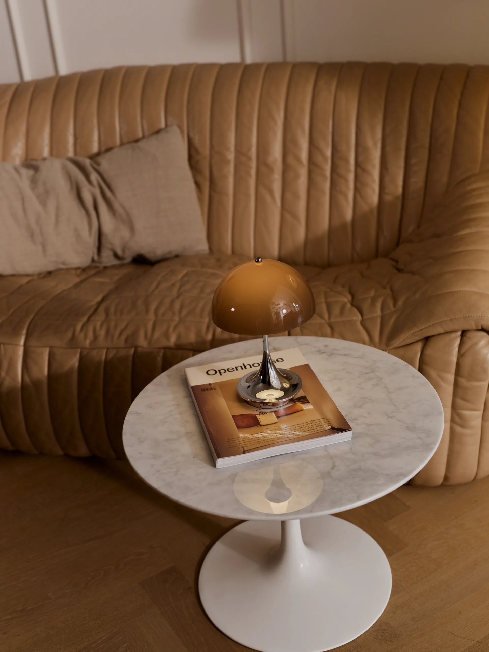 Panthella 160 Portable v3 bordslampa, Original Opal Brown Louis Poulsen