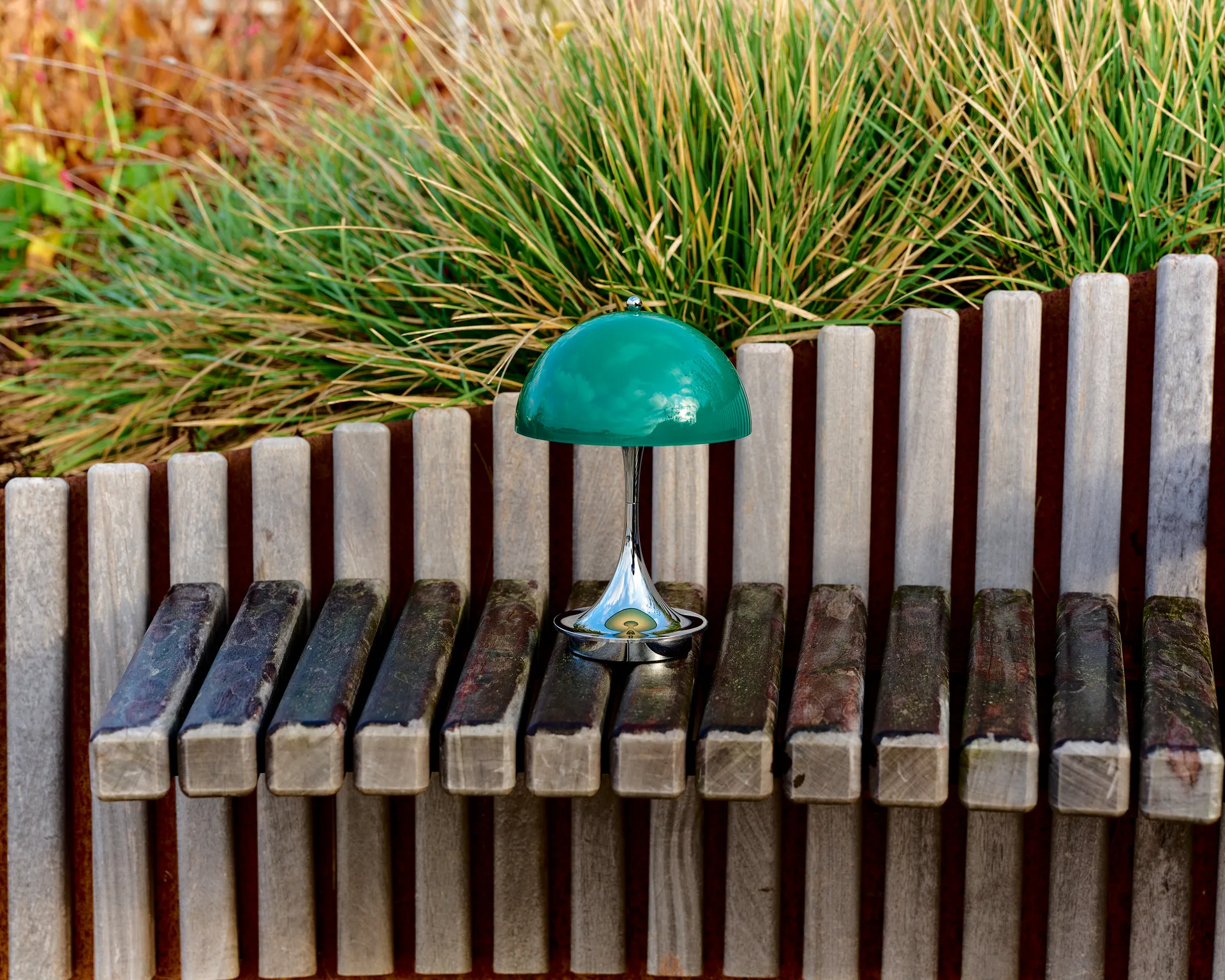 Panthella 160 Portable v3 bordslampa, Original Opal Green Louis Poulsen