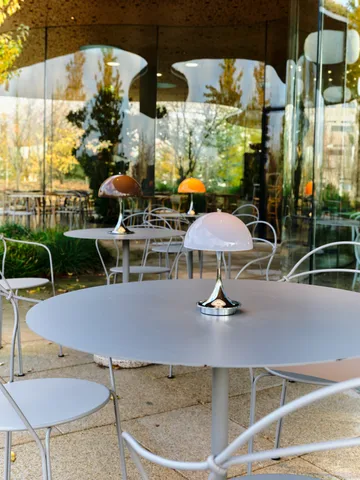 Panthella 250 portabel bordslampa V3 - Original Opal Brown - Louis Poulsen