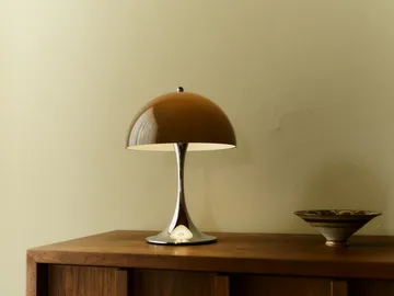 Panthella 250 portabel bordslampa V3 - Original Opal Brown - Louis Poulsen