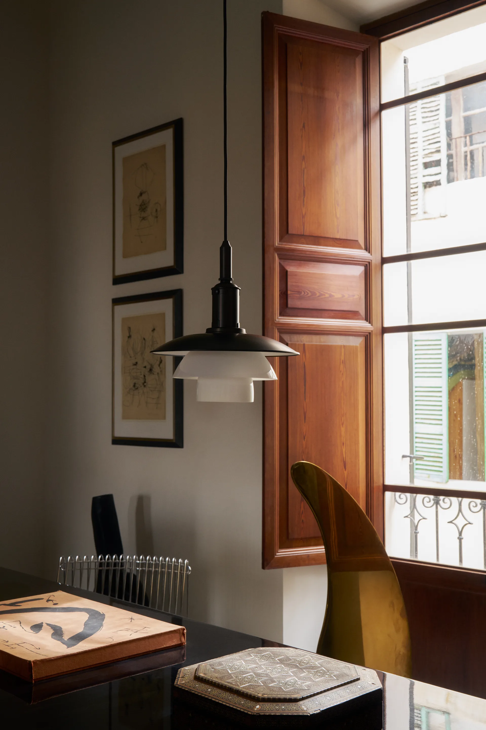 PH 3/3 Luna pendel, Aged brass-opalglas Louis Poulsen