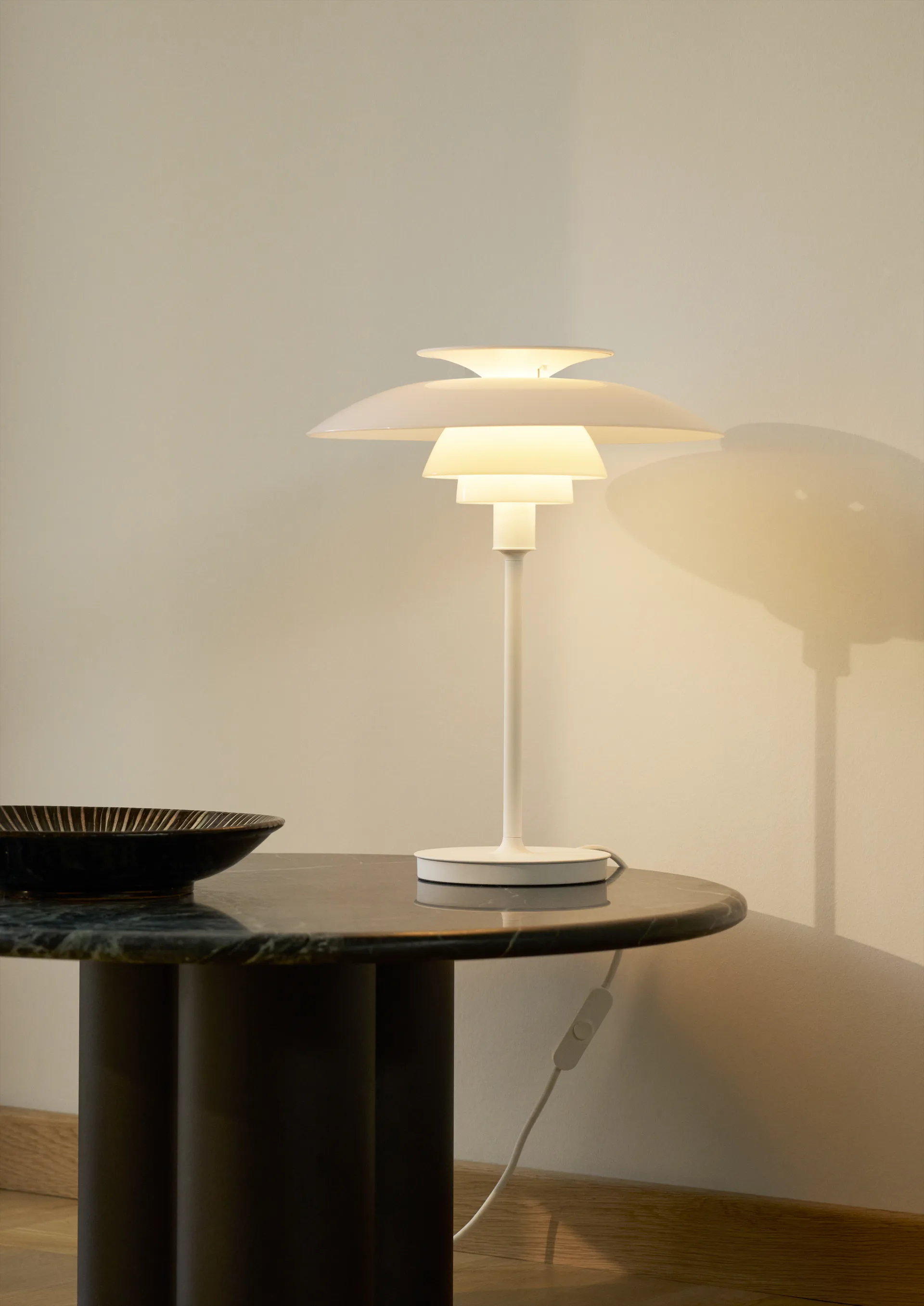 PH 80 bordslampa, Vit opal, vit Louis Poulsen