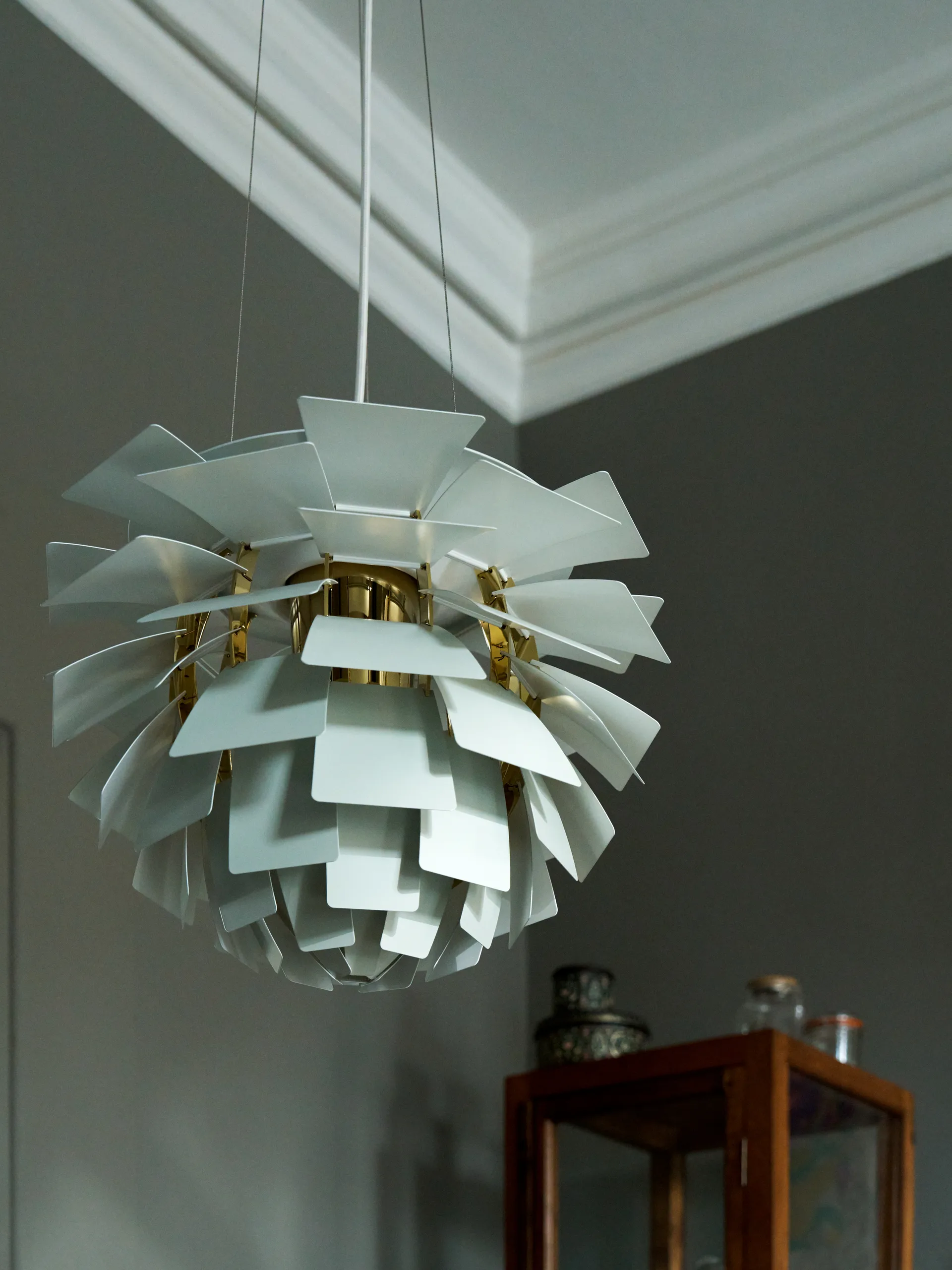 PH Artichoke pendel Ø60 cm, Dusty green-brass metallised Louis Poulsen