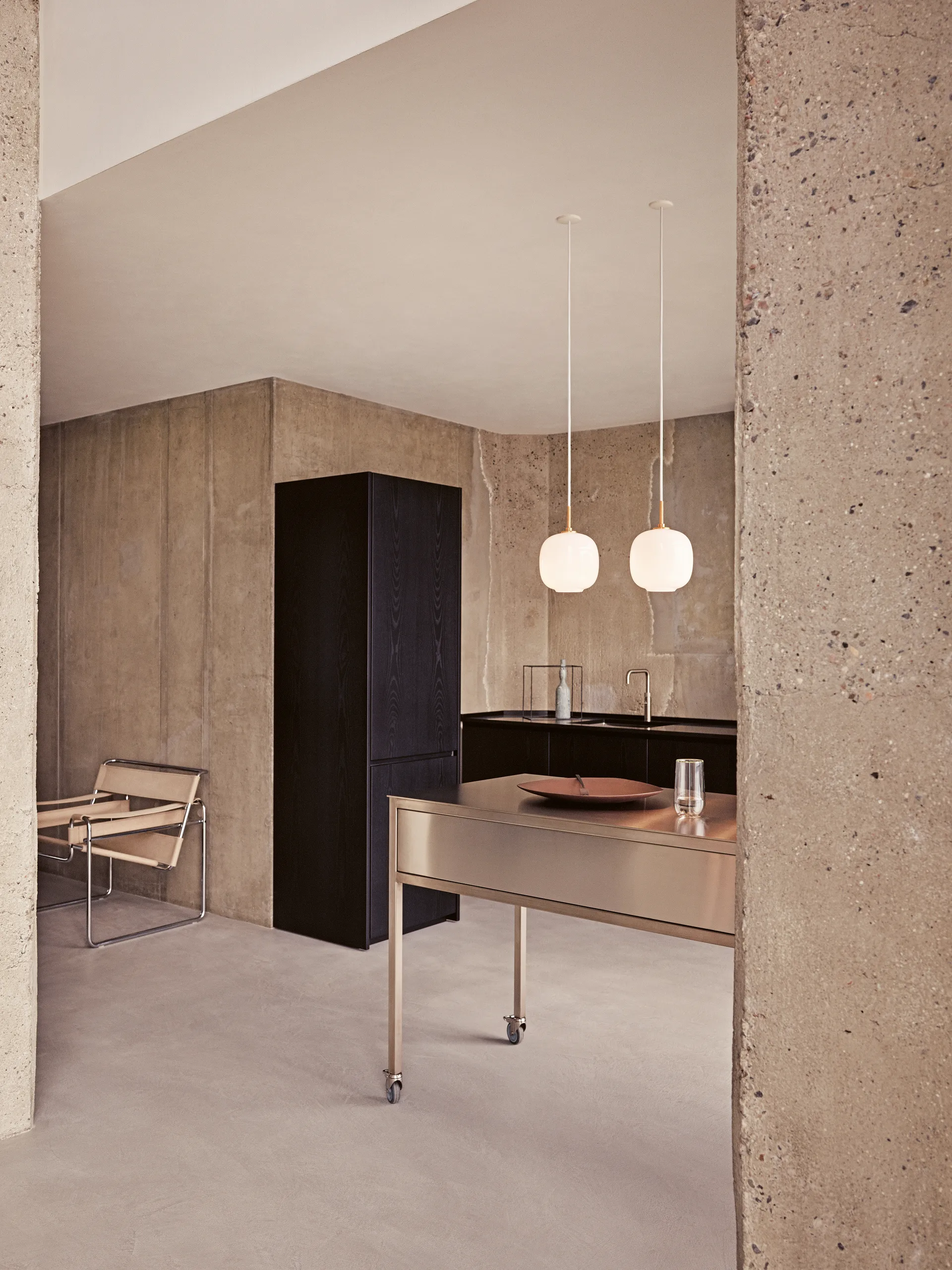 VL45 Radiohuspendel Ø37 cm, Brass-white opal glass Louis Poulsen