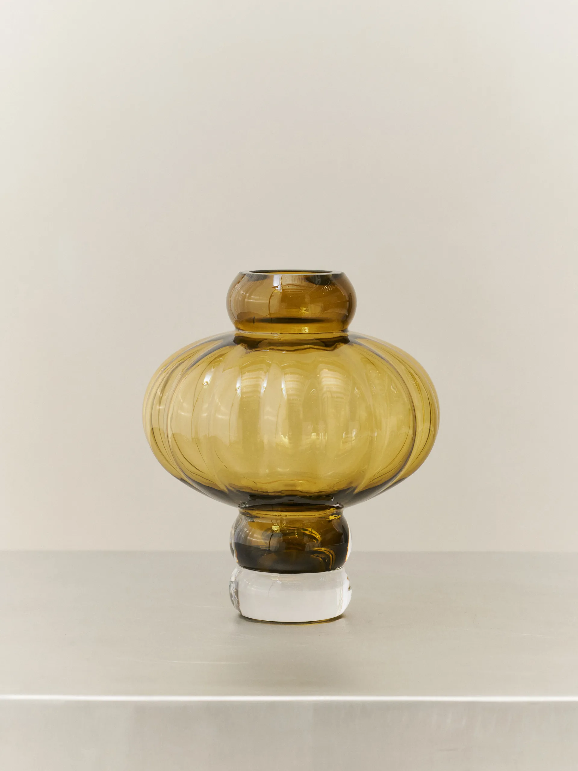 Balloon vas 20 cm, Olive Louise Roe