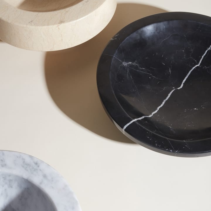 Gallery bricka 33 cm - Svart marmor - Louise Roe Copenhagen