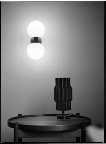 Memoir 120 vägglampa - Bronze - LYFA