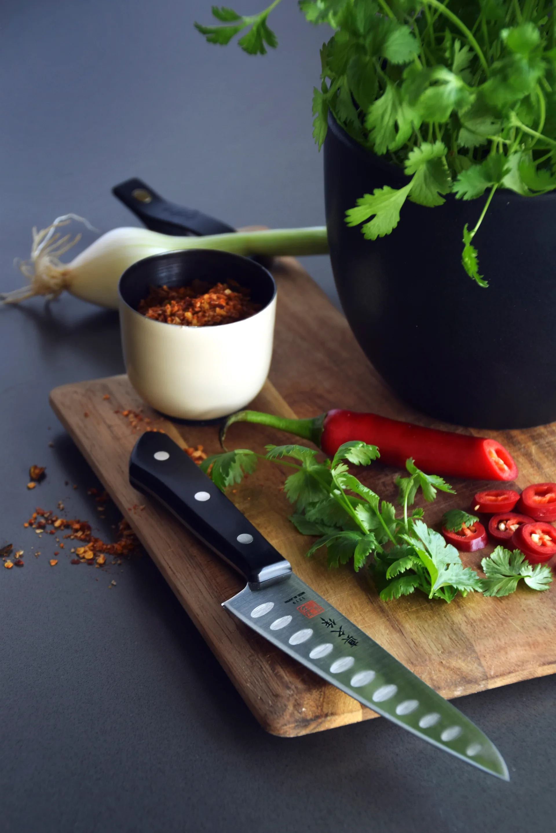 Mac grönsakskniv med luftspalt, 13 cm MAC