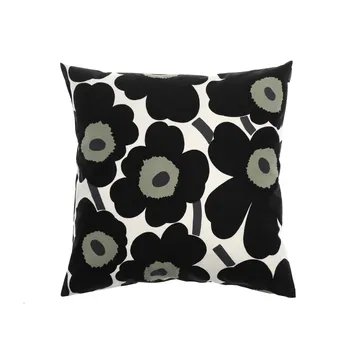 Pieni Unikko kuddfodral 50x50 cm - Svart - Marimekko