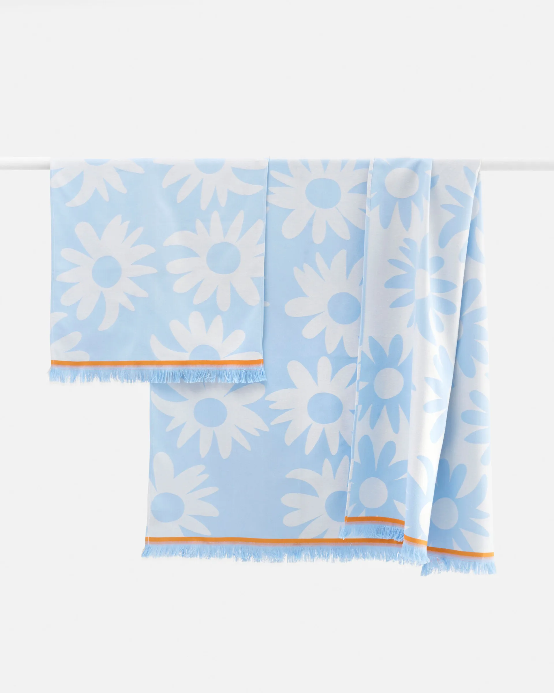 Rakastaa ei rakasta hamam handduk 45x92 cm, Orange-Off-white-light blue Marimekko
