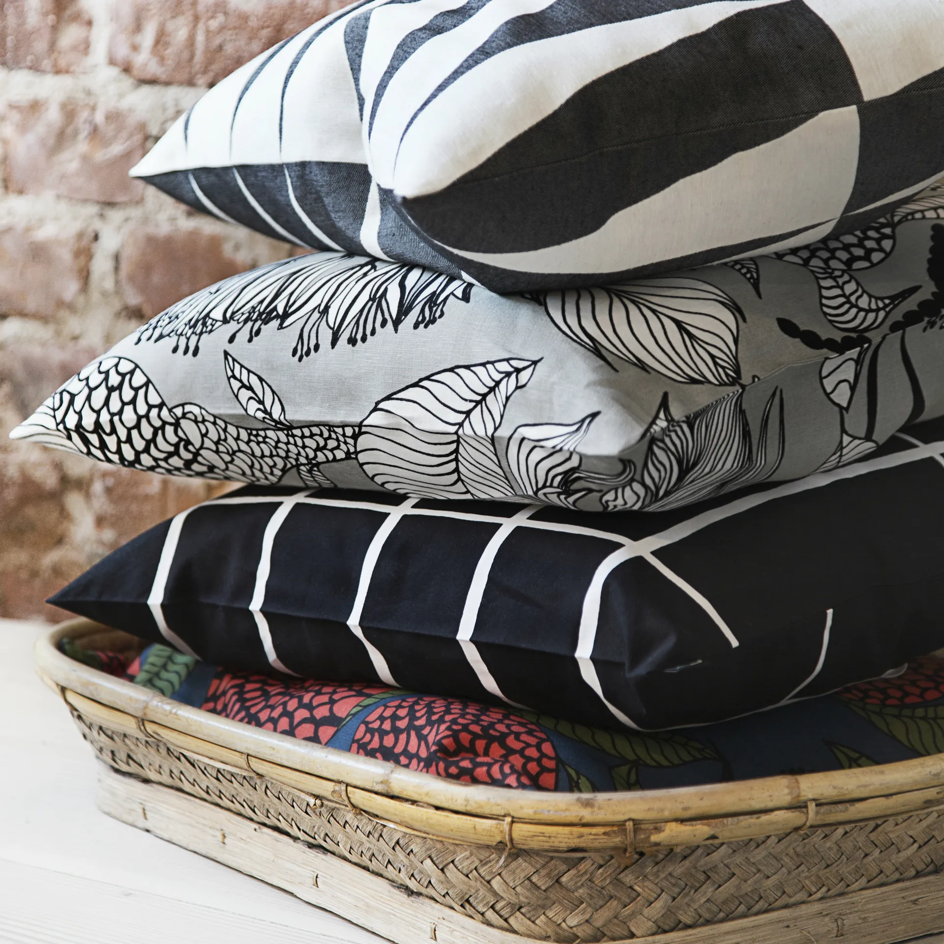 Tiiliskivi kuddfodral, 50x50 cm Marimekko