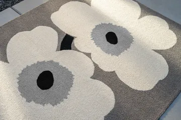 Unikko anniversary matta outdoor - Grey, 250x350 cm - Marimekko