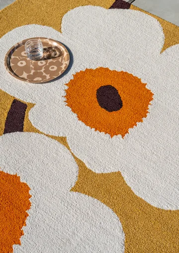 Unikko anniversary matta outdoor - Honey, 160x230 cm - Marimekko