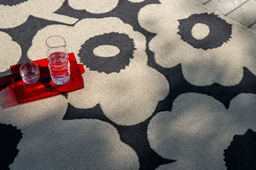 Unikko matta outdoor - Charcoal-white, 160x230 cm - Marimekko