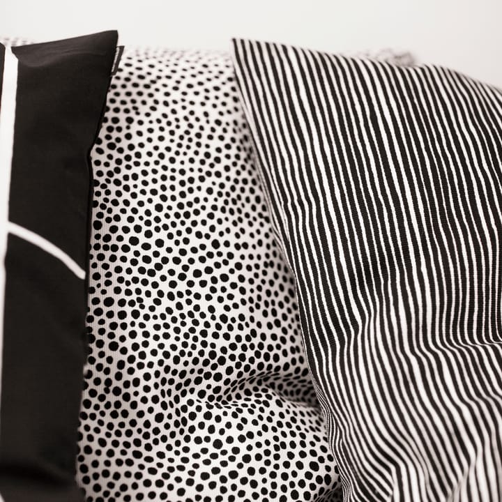 Varvunraita kuddfodral, svart-vit Marimekko