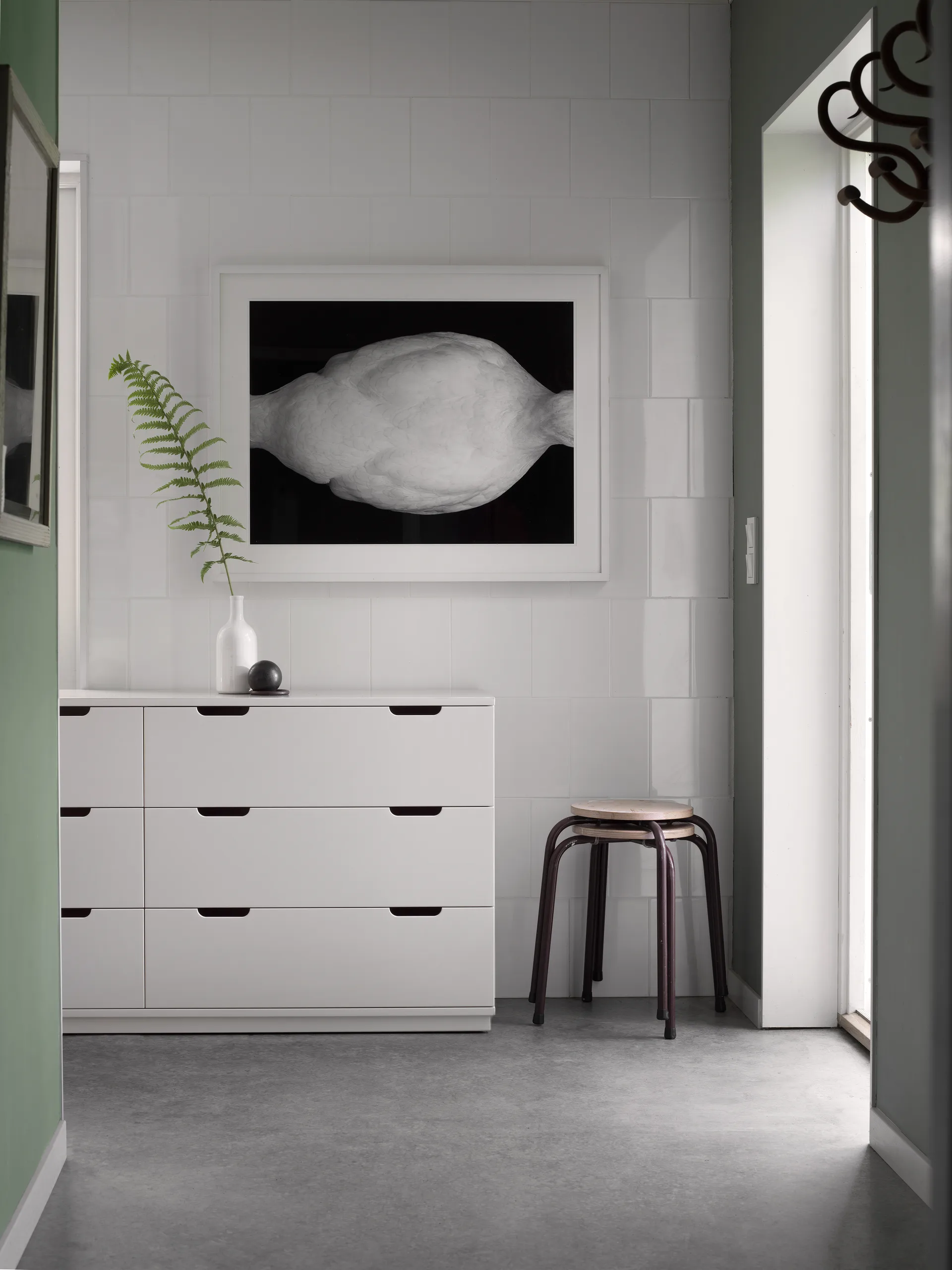 Aoko byrå dubbel 6 lådor, Vitlack Mavis