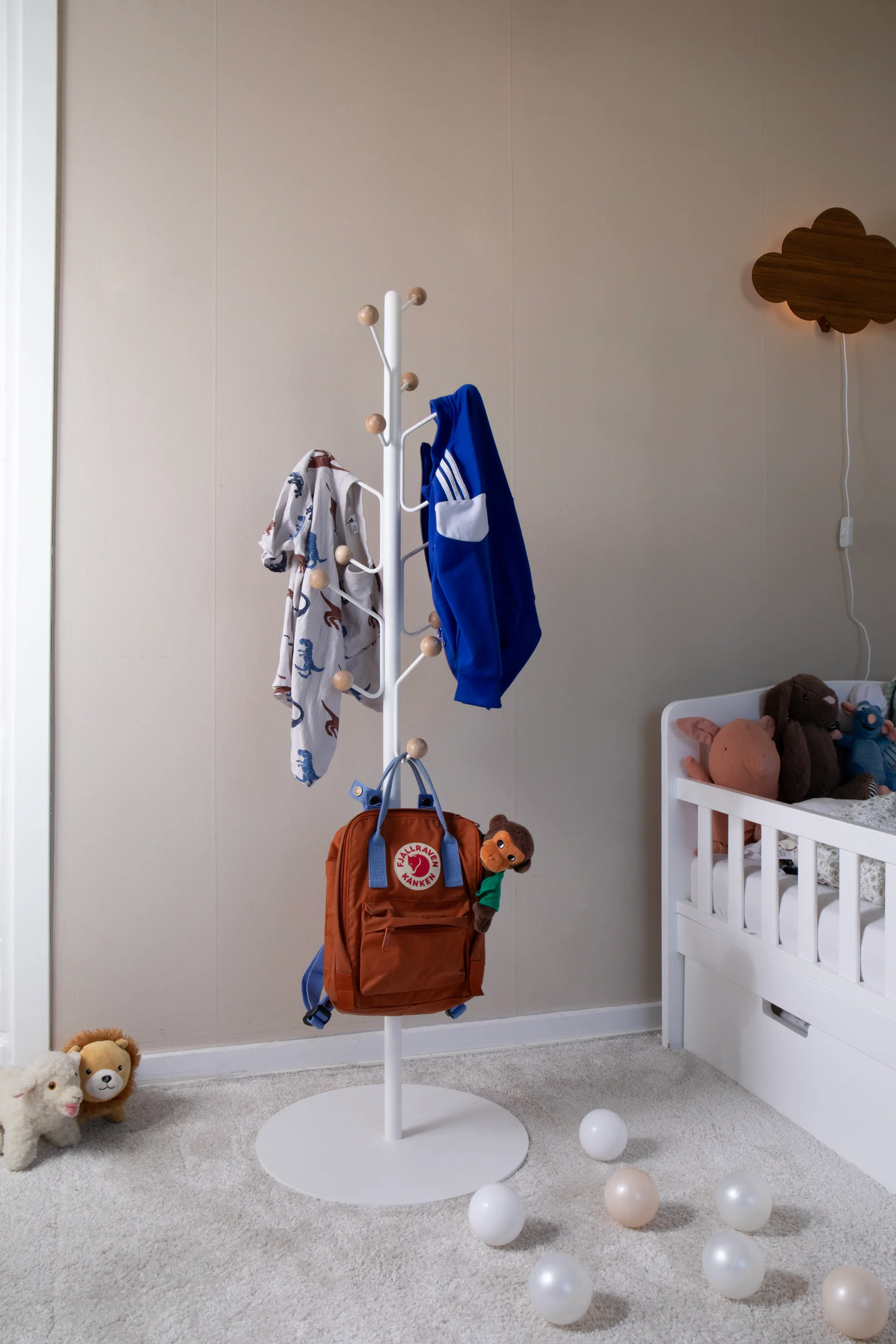 Bill Floor klädhängare junior, White Maze