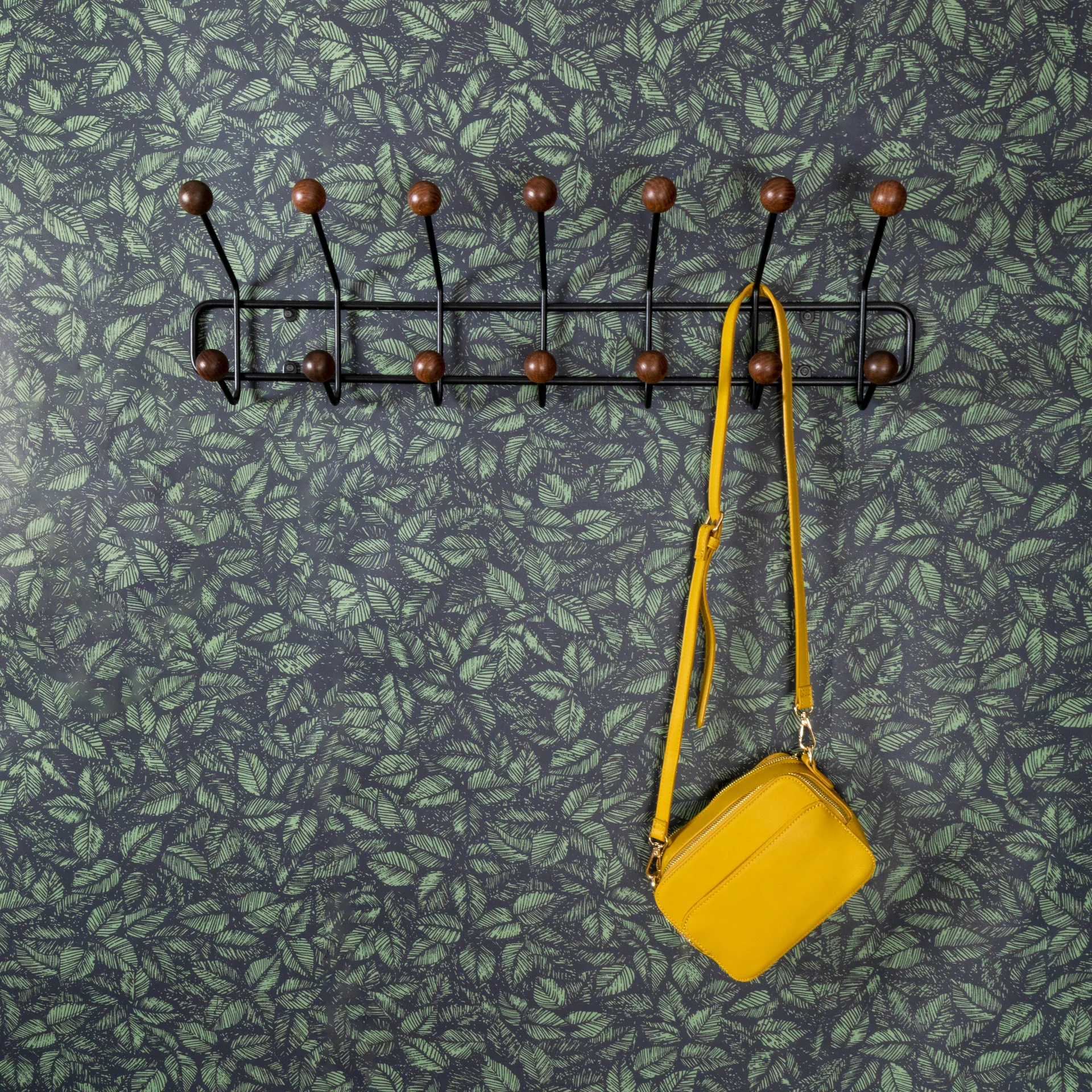 Bill Horizontal, Svart-mörkbrun Maze