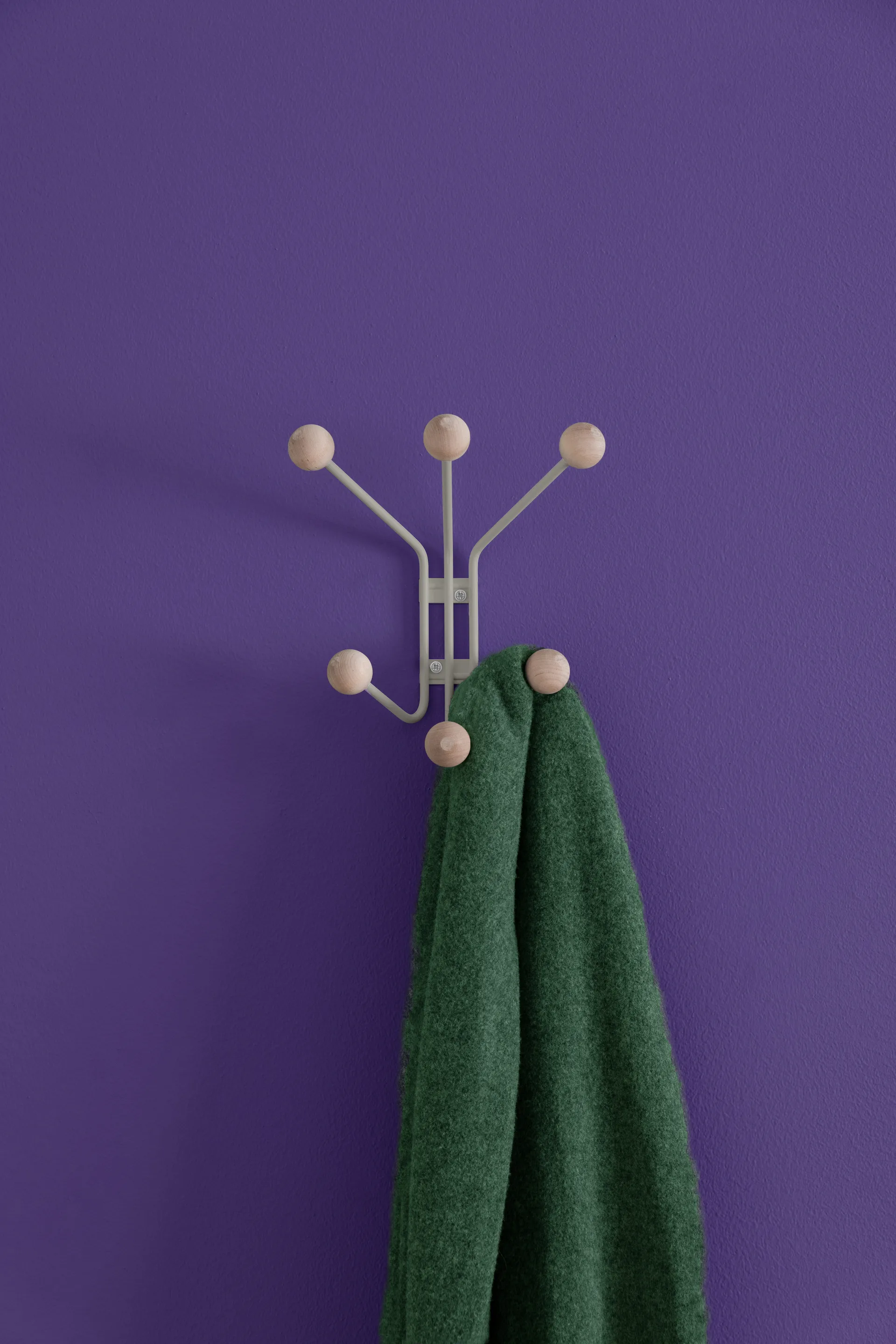 Bill XS klädhängare, Greige Maze