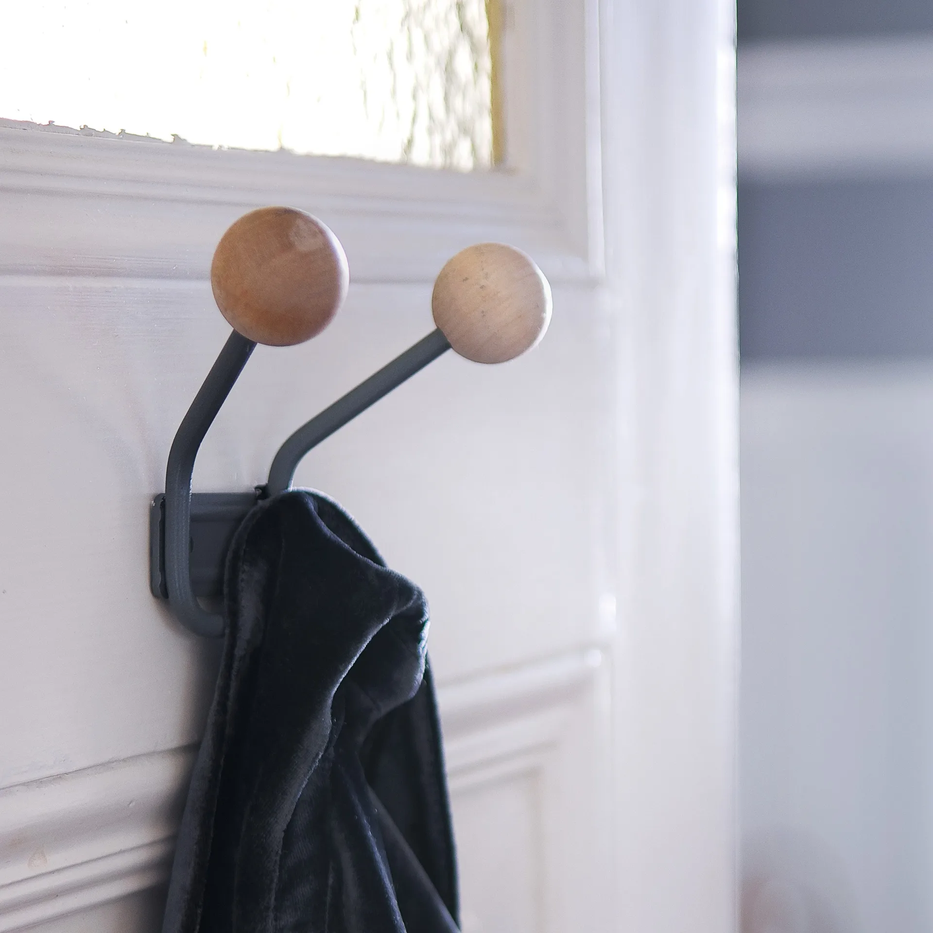 Bill XXS klädhängare, grå Maze