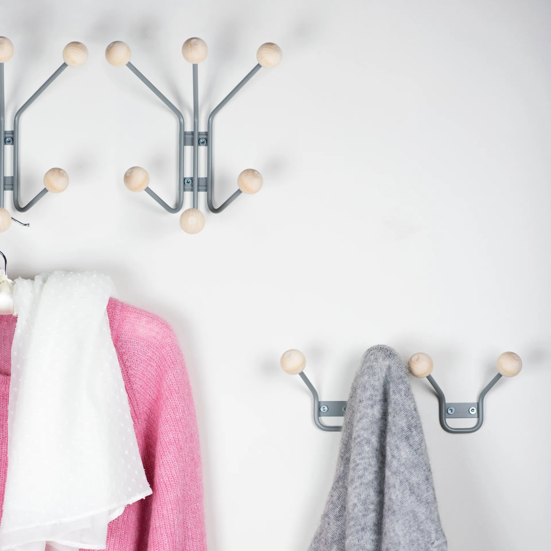 Bill XXS klädhängare, grå Maze