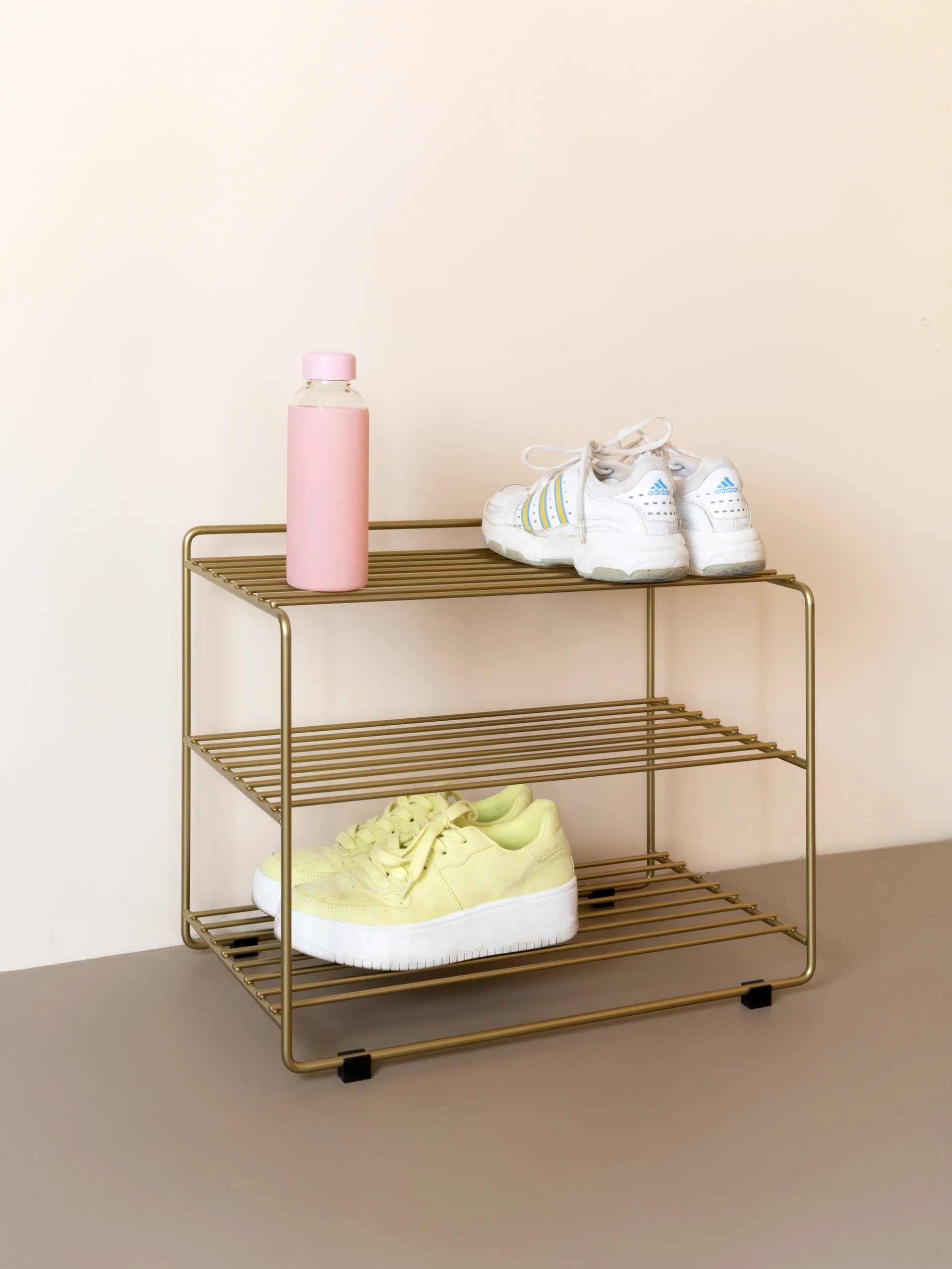 Downtown skohylla, Mässing Maze