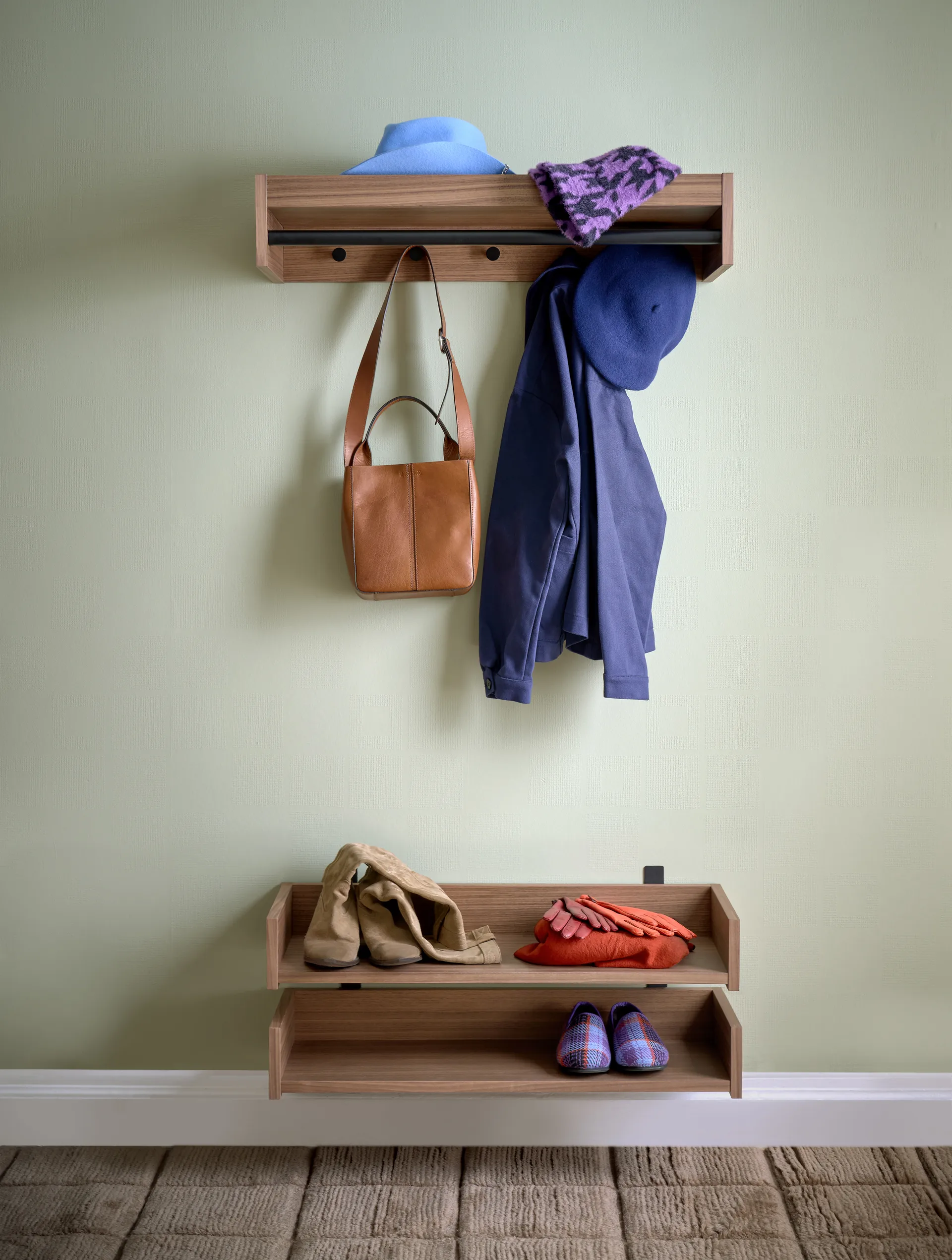 Gentle skohylla, Valnöt, 78x8x30 cm Maze