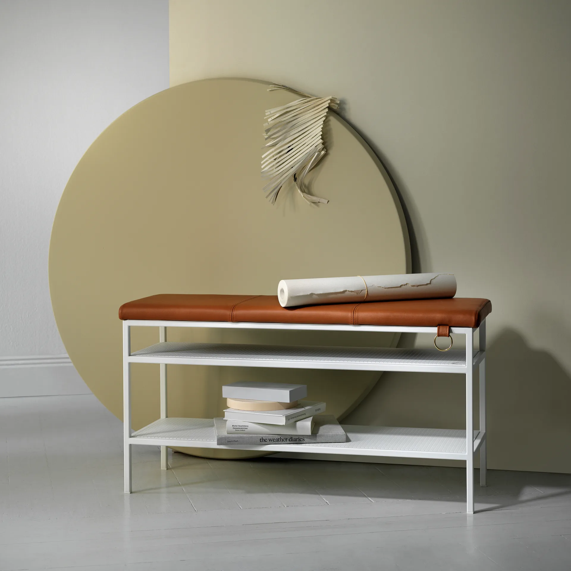 Nancy skohylla, vit-cognac Maze