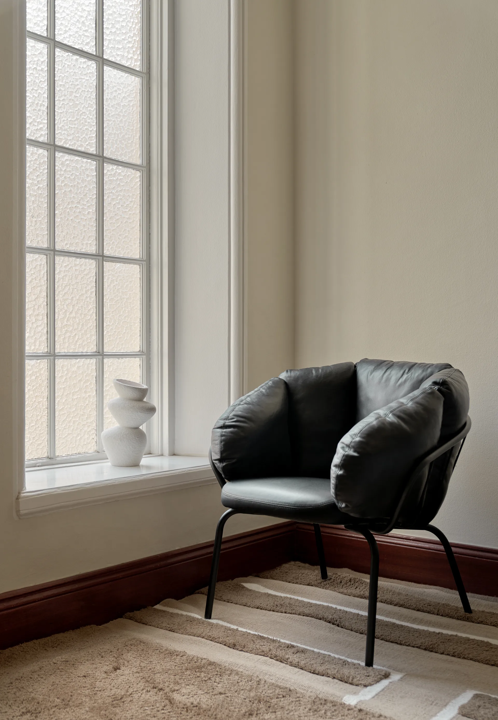 Same Easy fåtölj, Black Maze