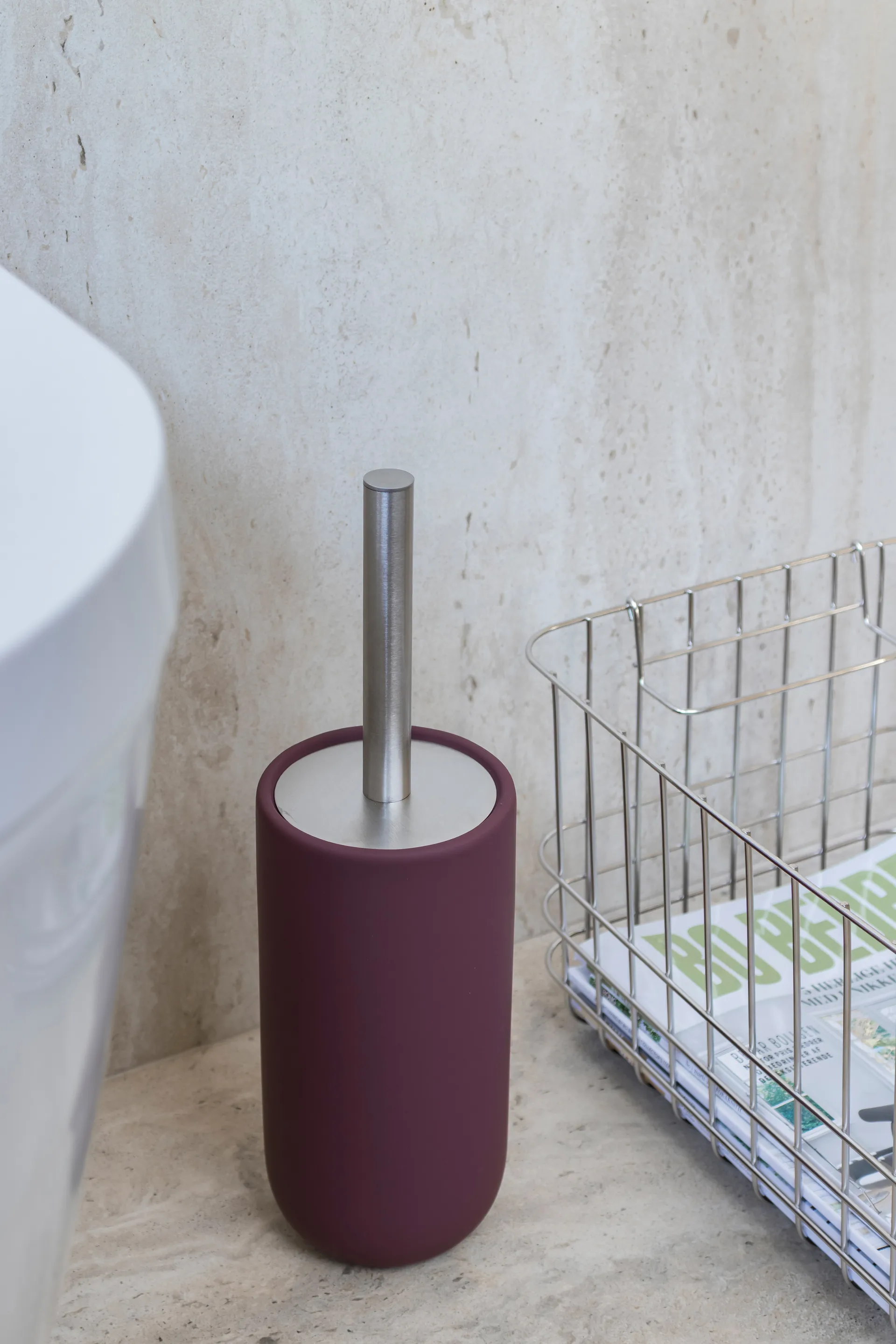 Lotus play toalettborste, inkl 2 toalettborsthuvud, Wine Mette Ditmer