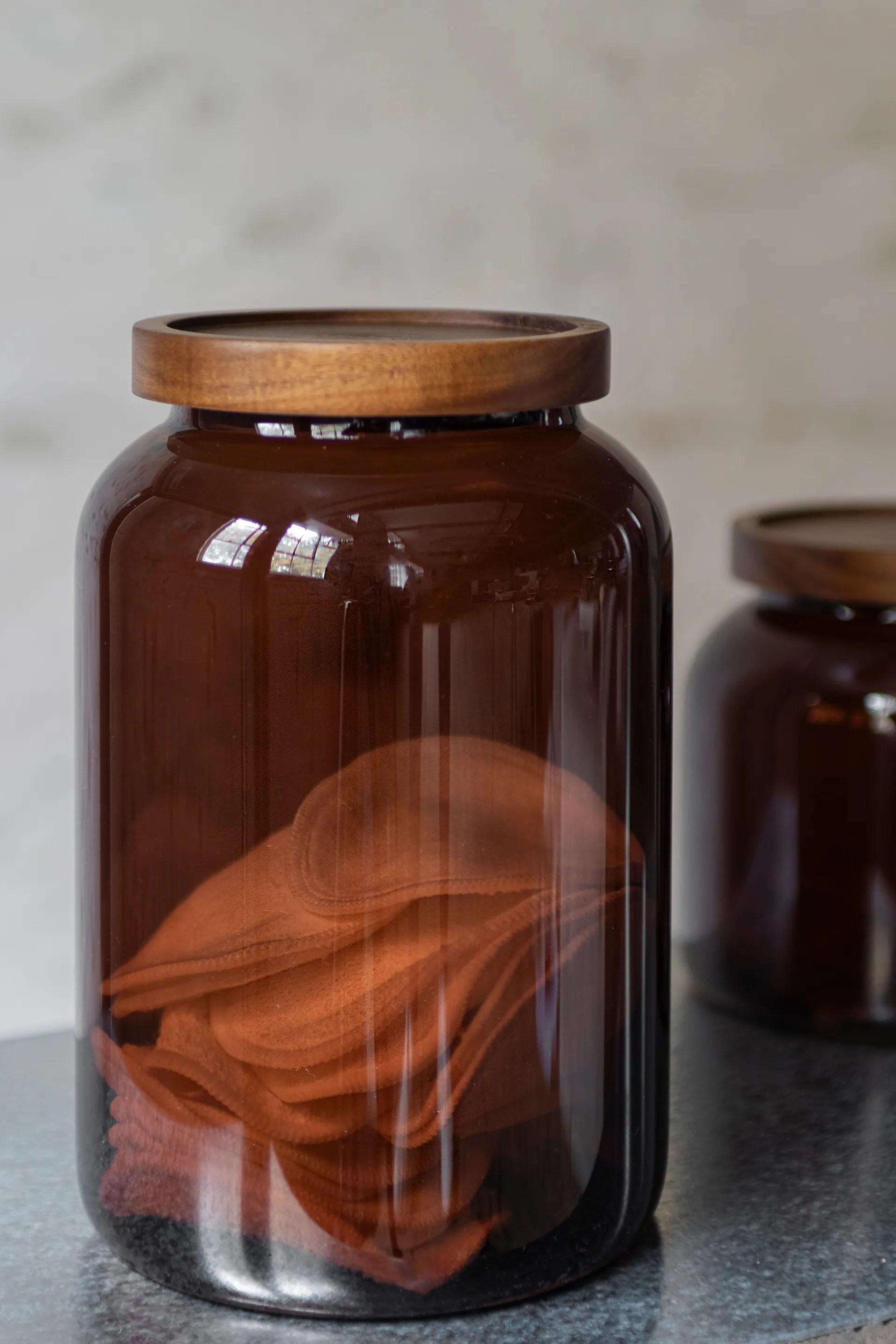 Luna burk med lock large 20 cm, Brown Mette Ditmer