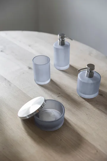 Modest tvålpump hög - Dove blue - Mette Ditmer