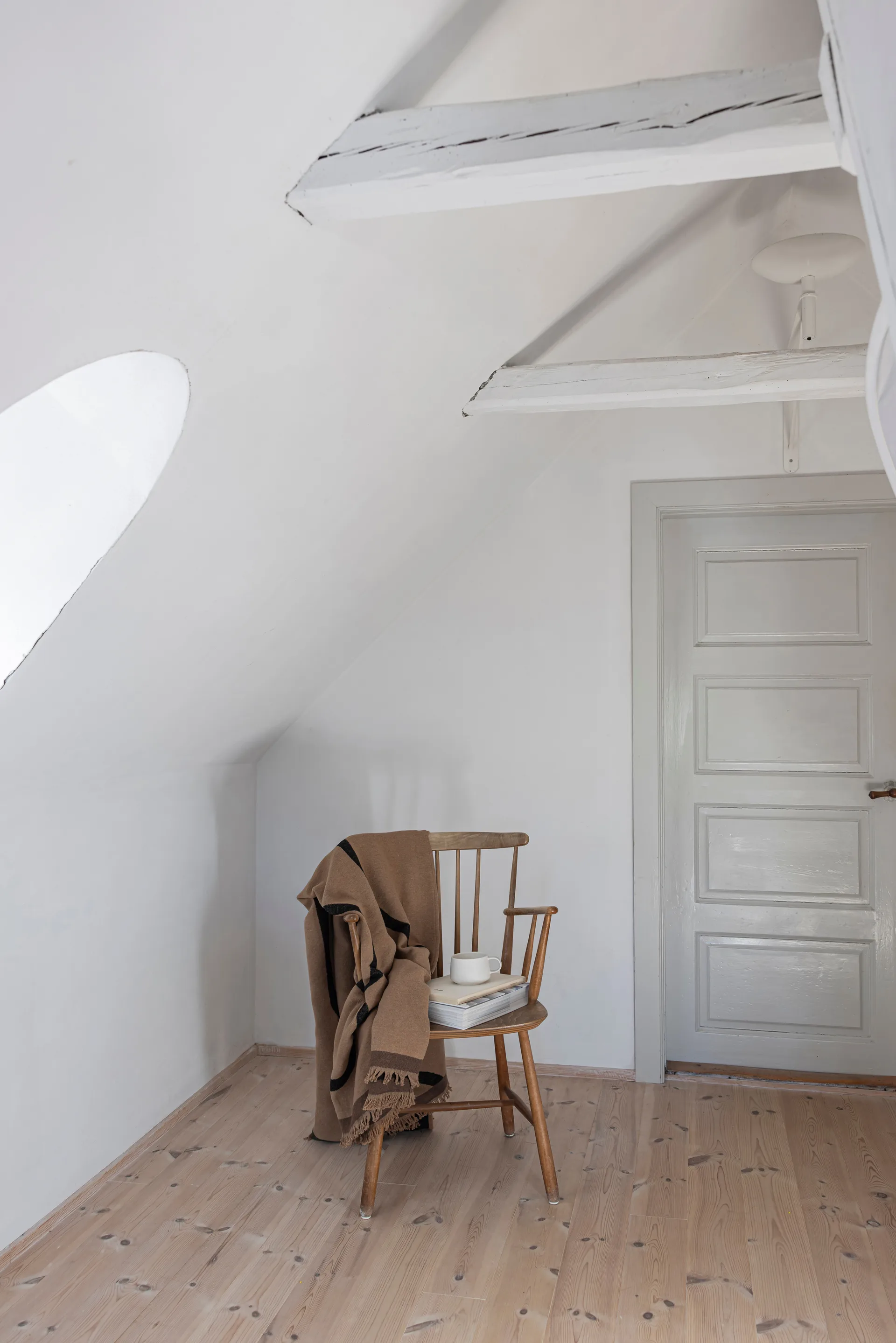 Shadow pläd, Latte-black, 130x175 cm Mette Ditmer