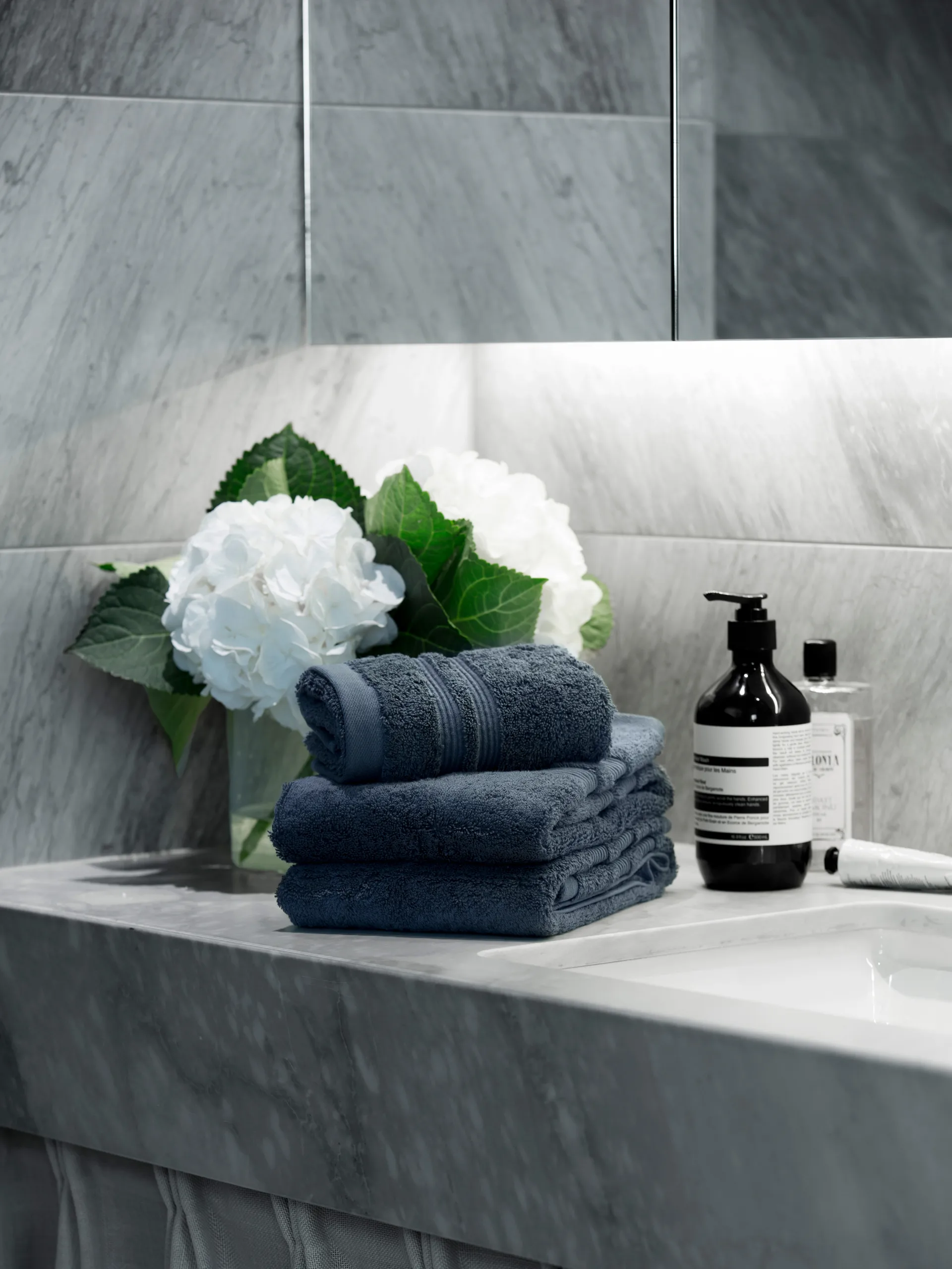 Fontana Handduk EKO, Mörkblå, 100x150 cm Mille Notti