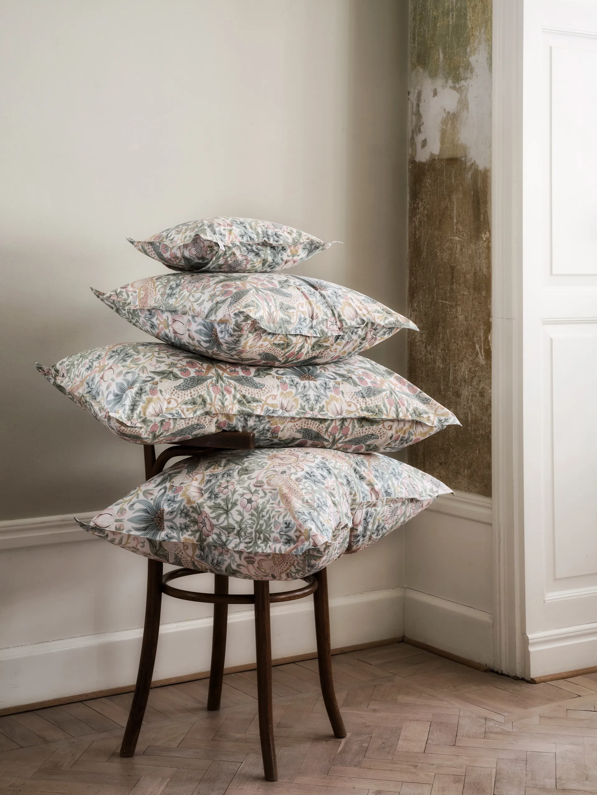 Morris & Co. Strawberry Thief Påslakan, Grön-150x210 cm Mille Notti