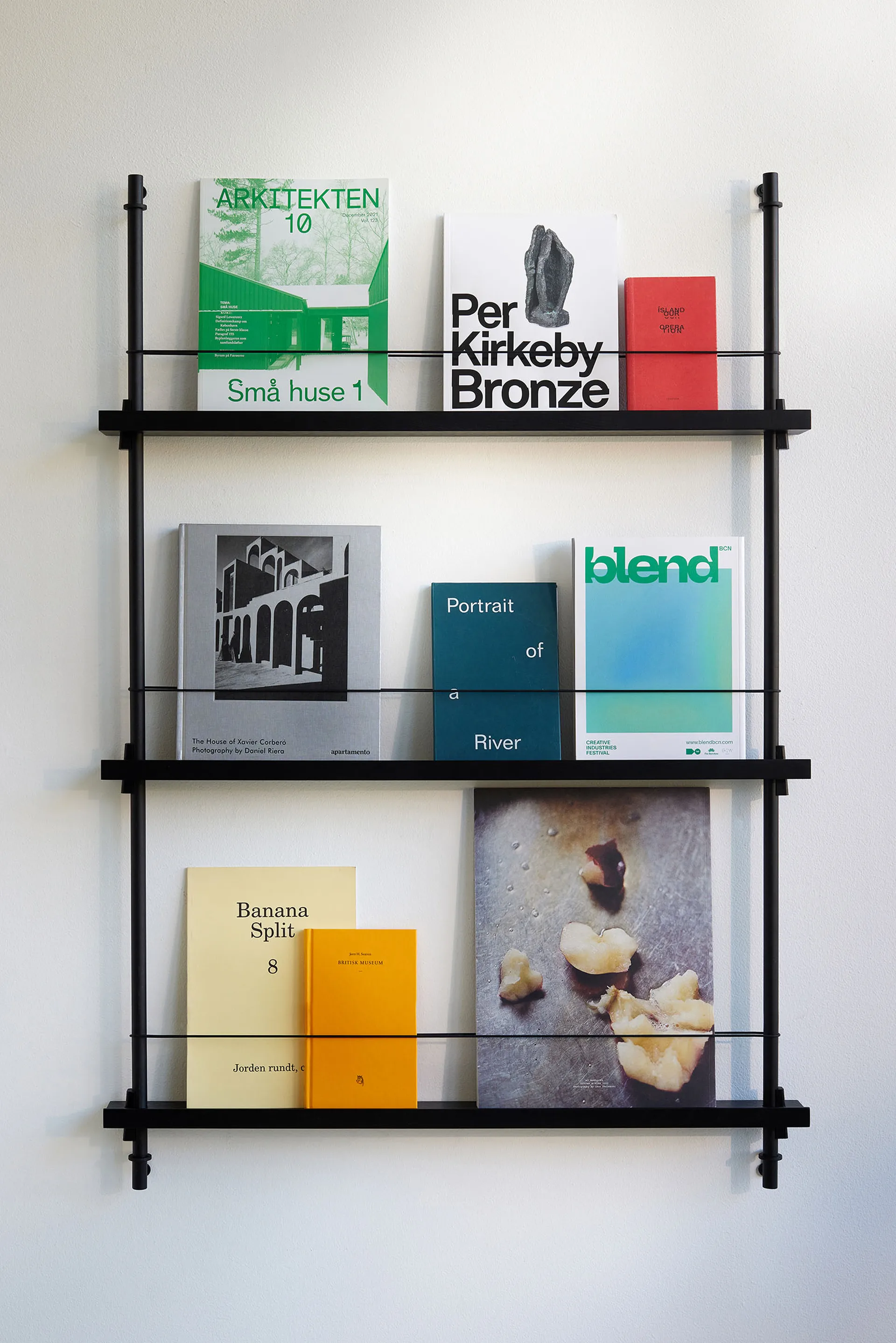 Magazine Shelving tidningsställ, Rökt ek-deep blue, 85x180x7 cm, MS.180.1 MOEBE