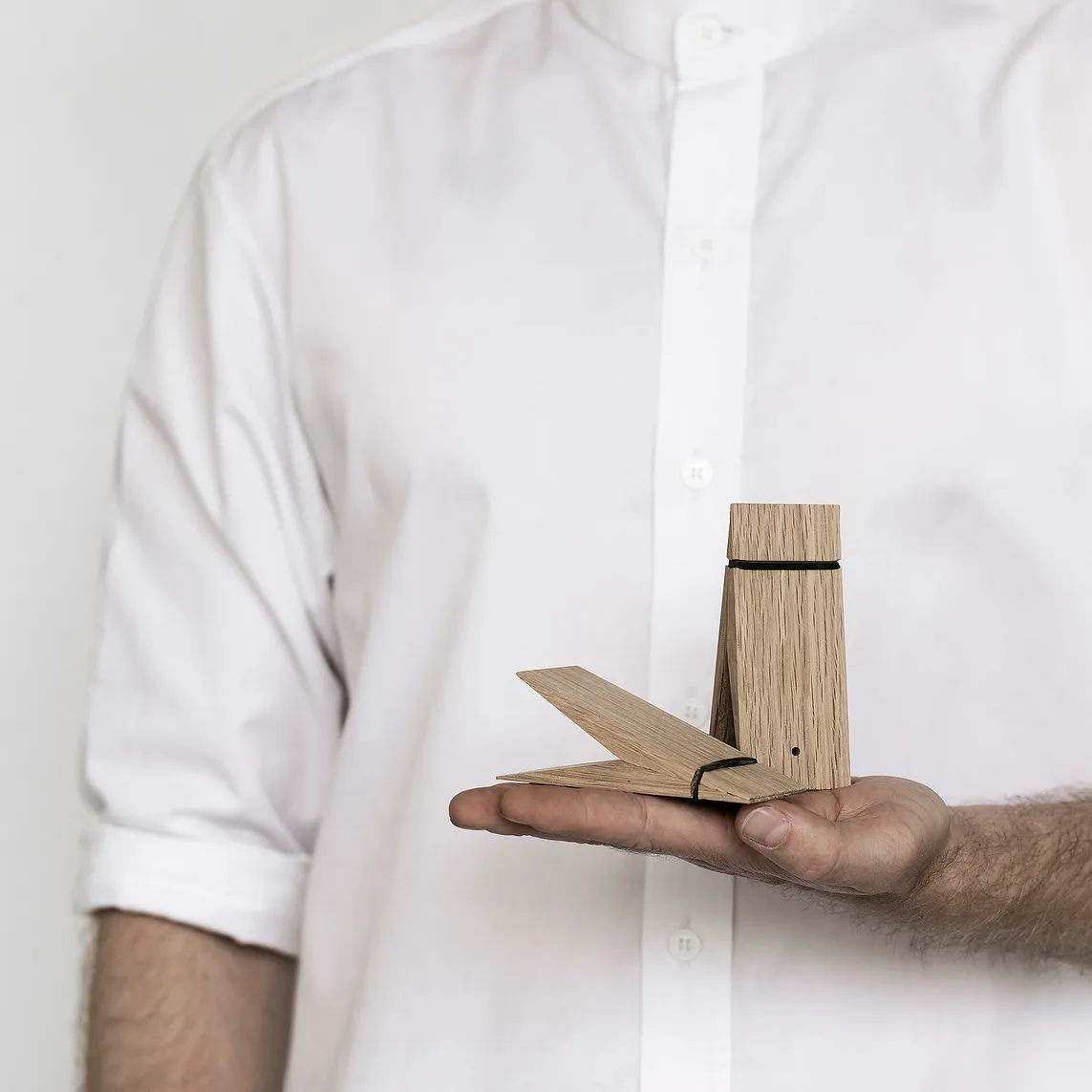 Moebe Pinch träklämma, Ek MOEBE