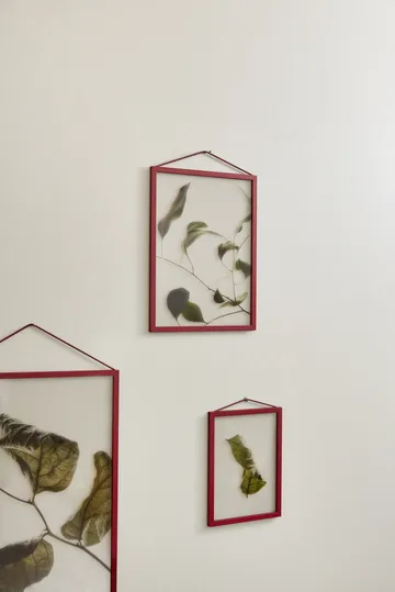 Moebe ram A4 22,6x31,3 cm - Transparent, Red - MOEBE