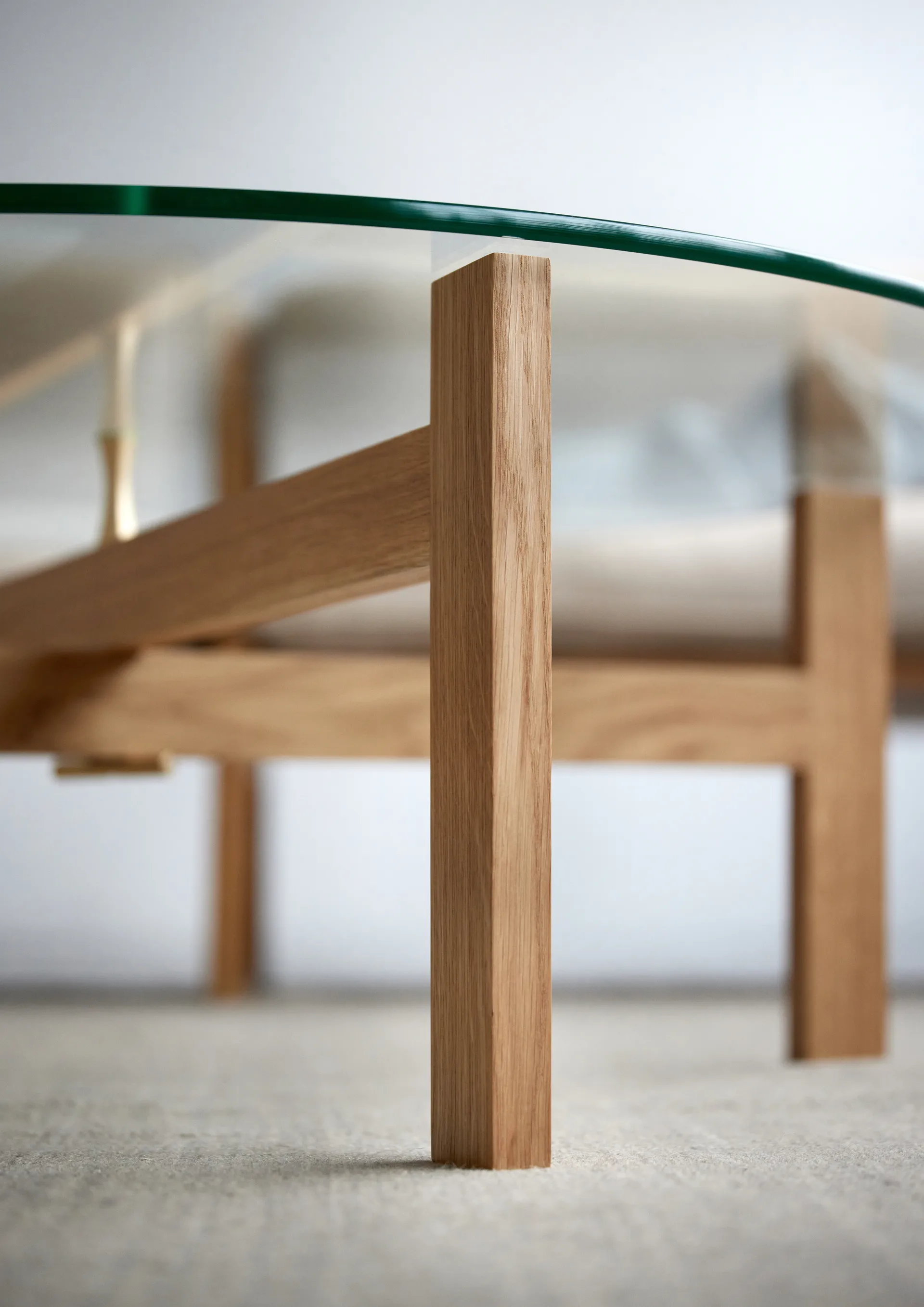 Moebe Round soffbord Ø88 cm, Ek MOEBE