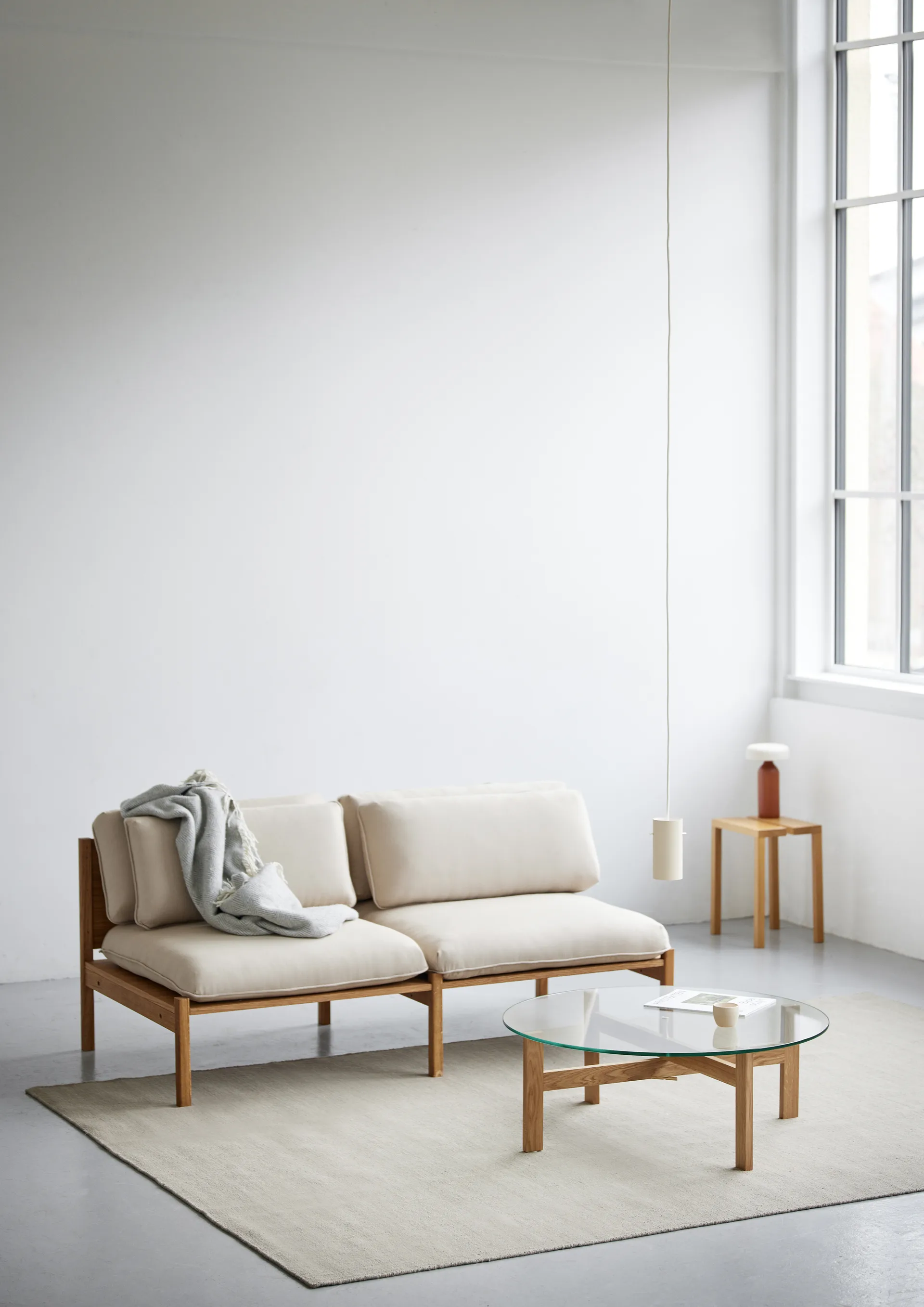 Moebe Round soffbord Ø88 cm, Ek MOEBE