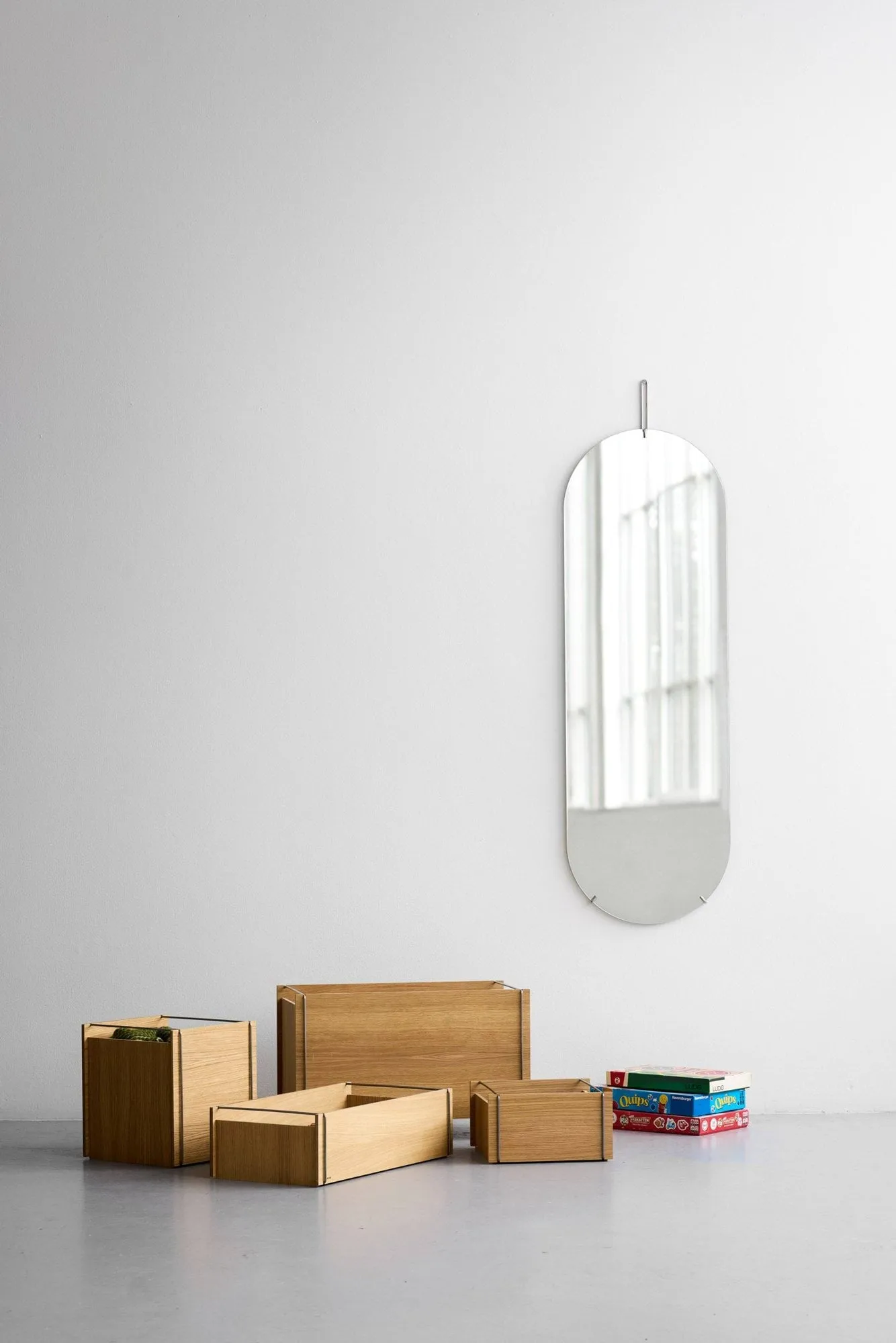 Moebe storage box, Oljad ek-svart, square, 33x30x31 cm MOEBE
