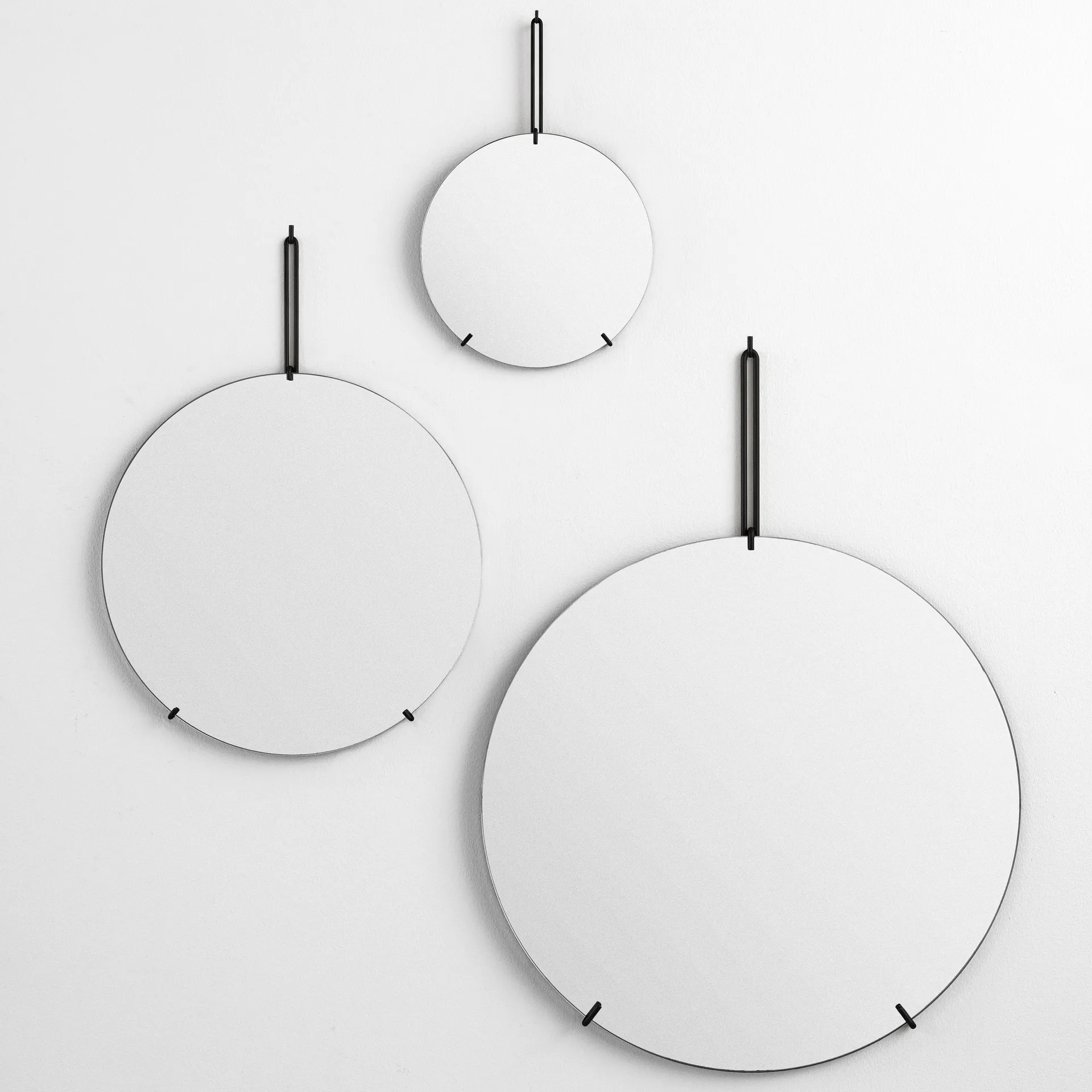 Moebe wall mirror Ø 70 cm, Svart MOEBE