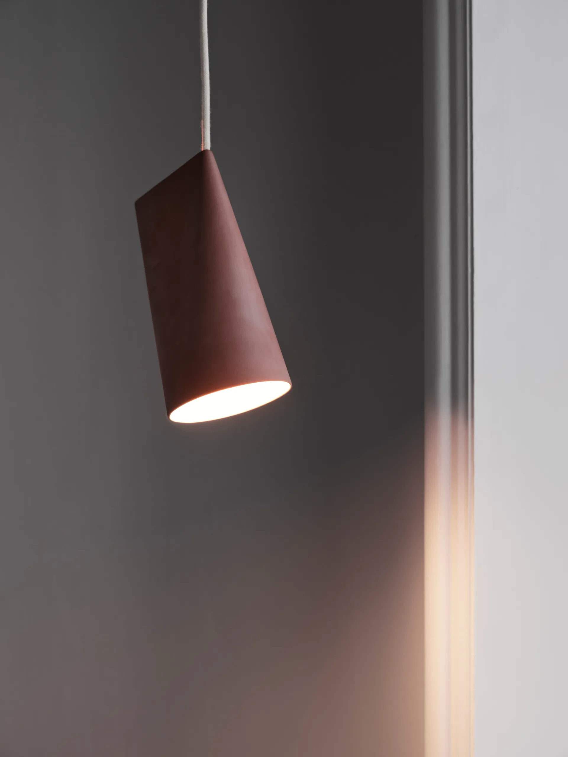 Taklampa keramik 11,2x22 cm, Terra Cotta, Wood MOEBE